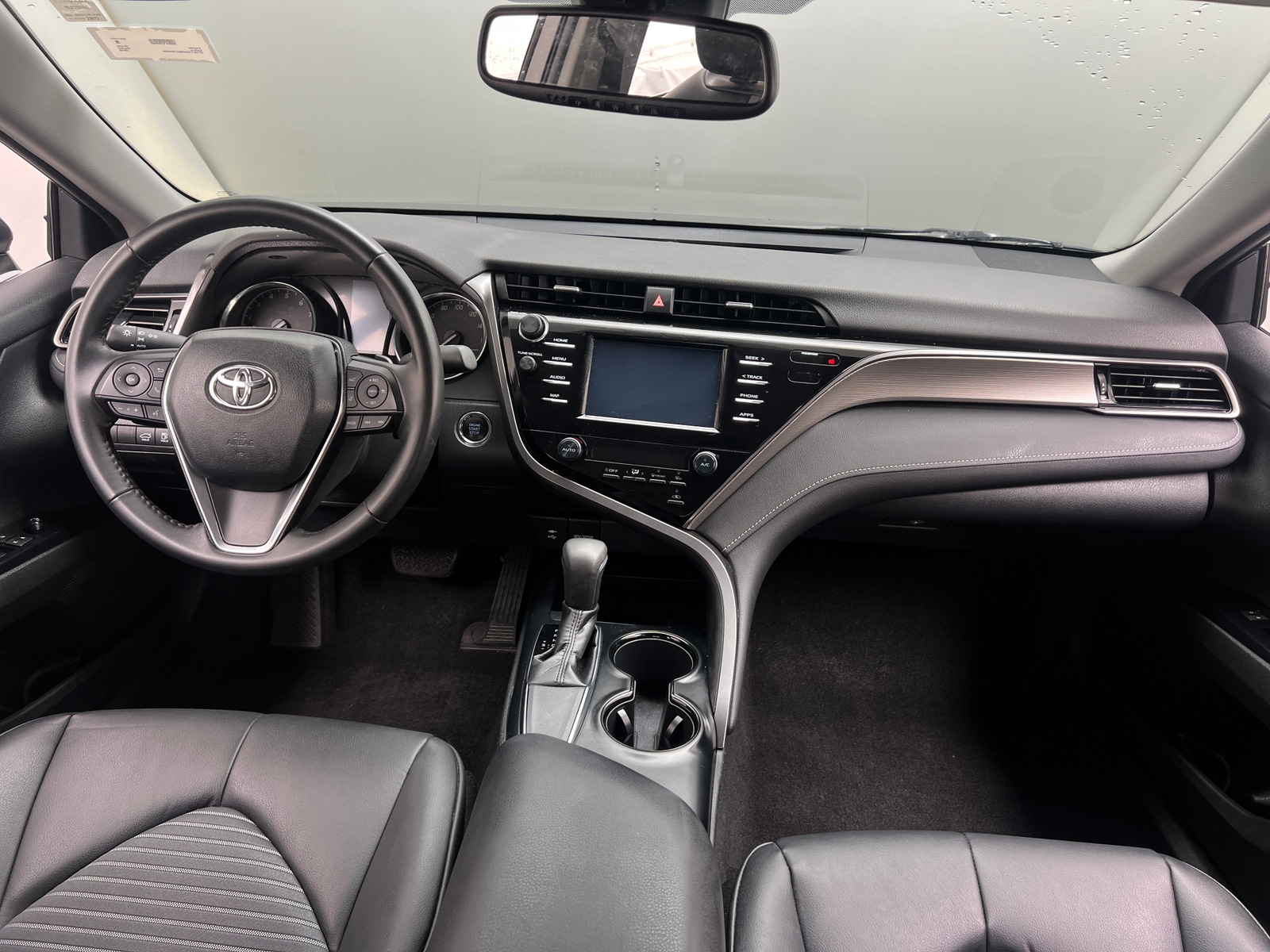 Thumbnail: 2019 Toyota Camry - 3