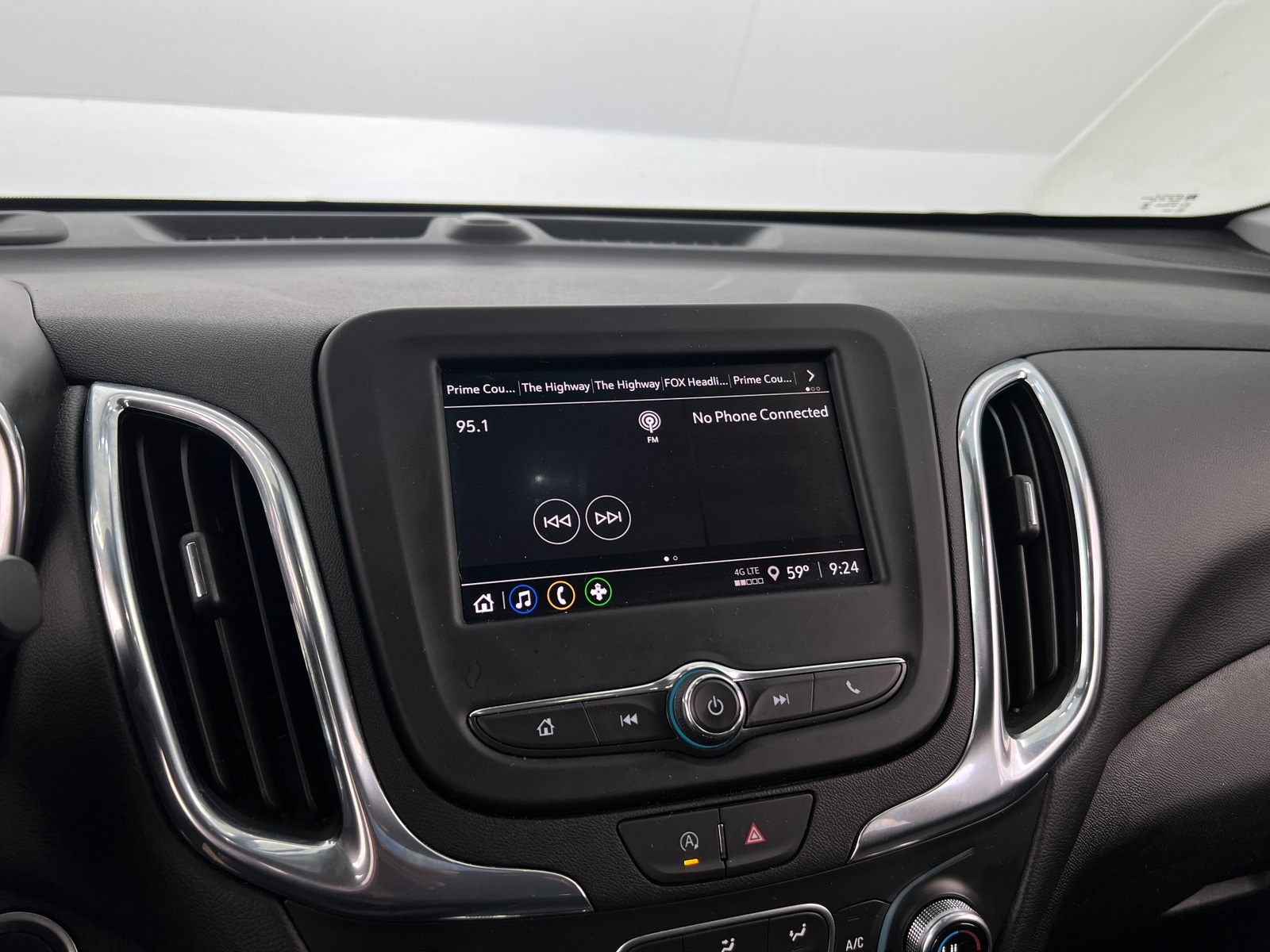 Thumbnail: 2024 Chevrolet Equinox - 4