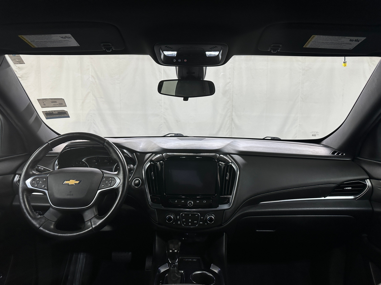 Thumbnail: 2022 Chevrolet Traverse - 2