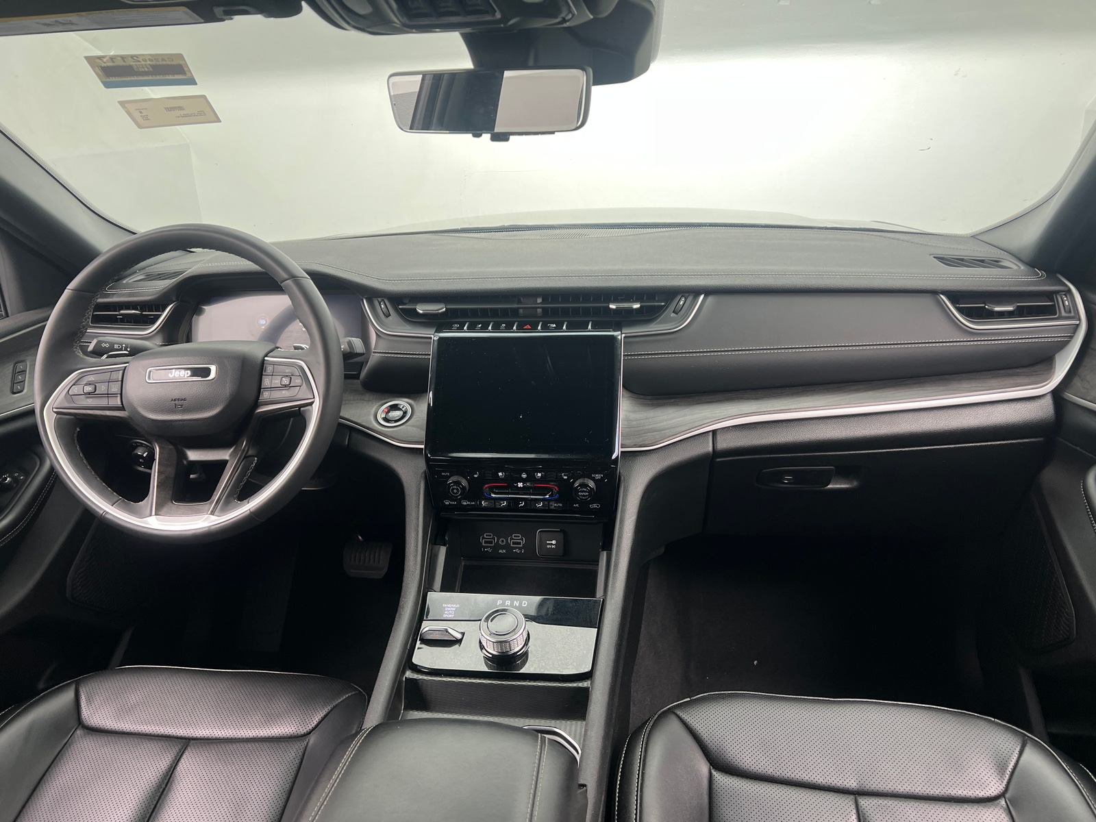 Thumbnail: 2024 Jeep Grand Cherokee L - 2