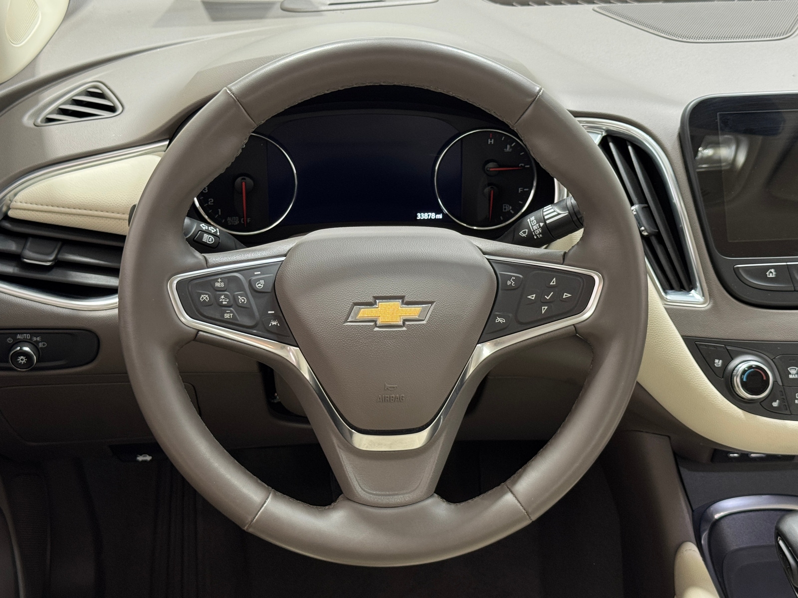 Thumbnail: 2024 Chevrolet Malibu - 5