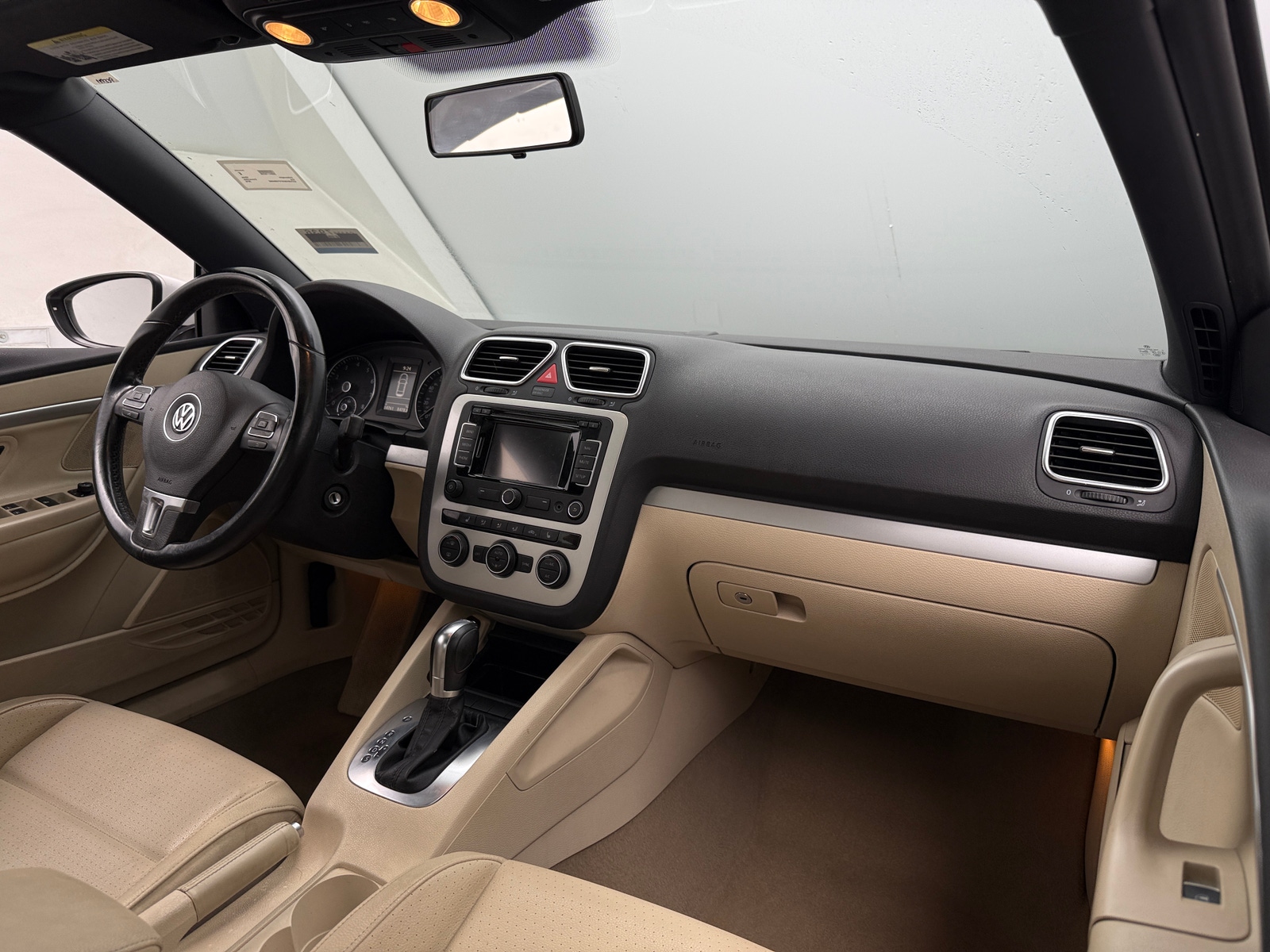 Thumbnail: 2015 Volkswagen Eos - 2