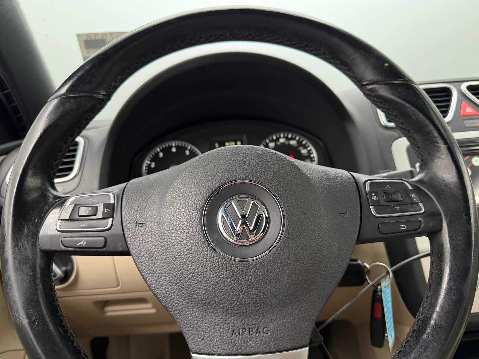 Thumbnail: 2015 Volkswagen Eos - 4