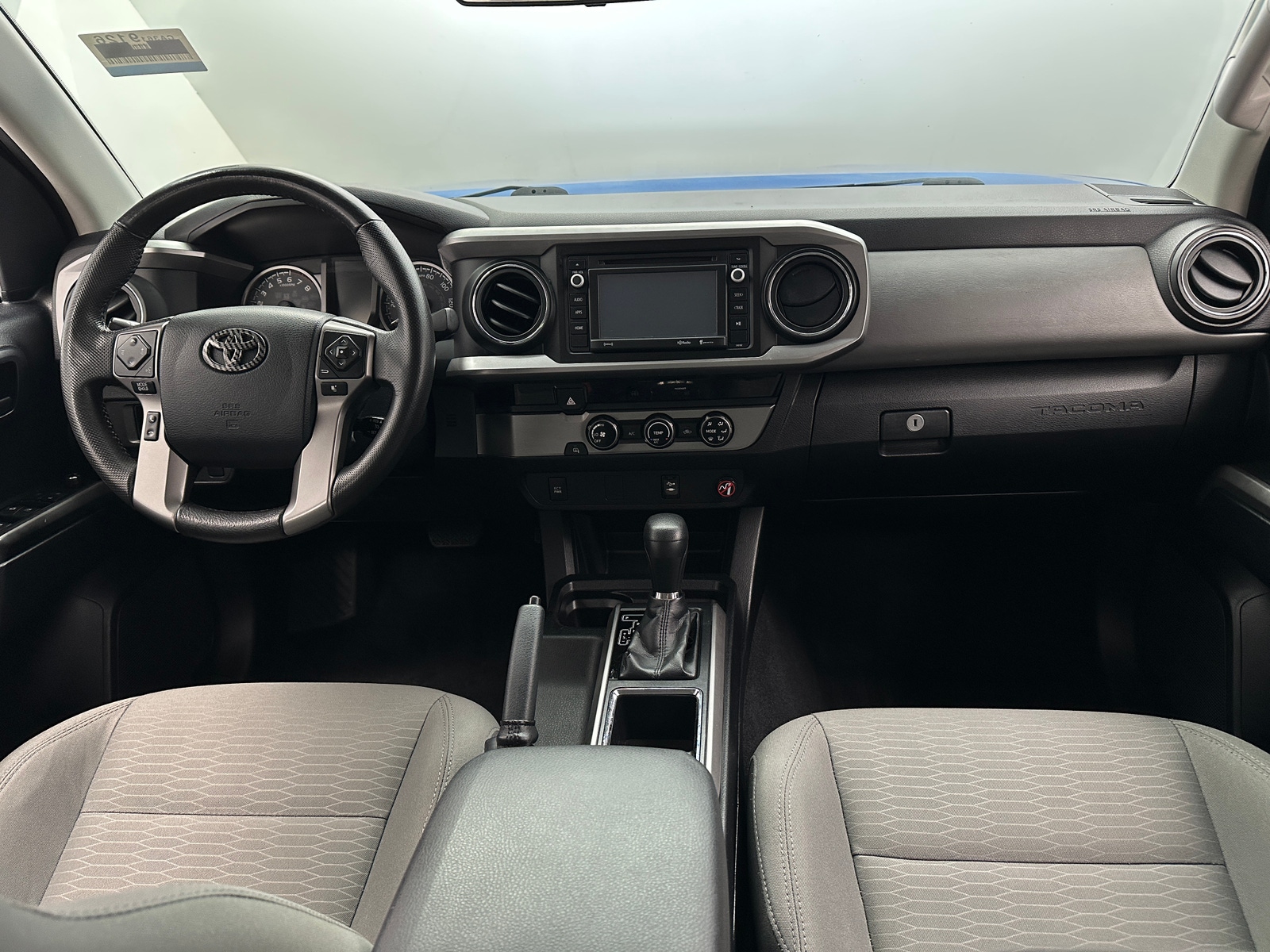 Thumbnail: 2016 Toyota Tacoma - 3