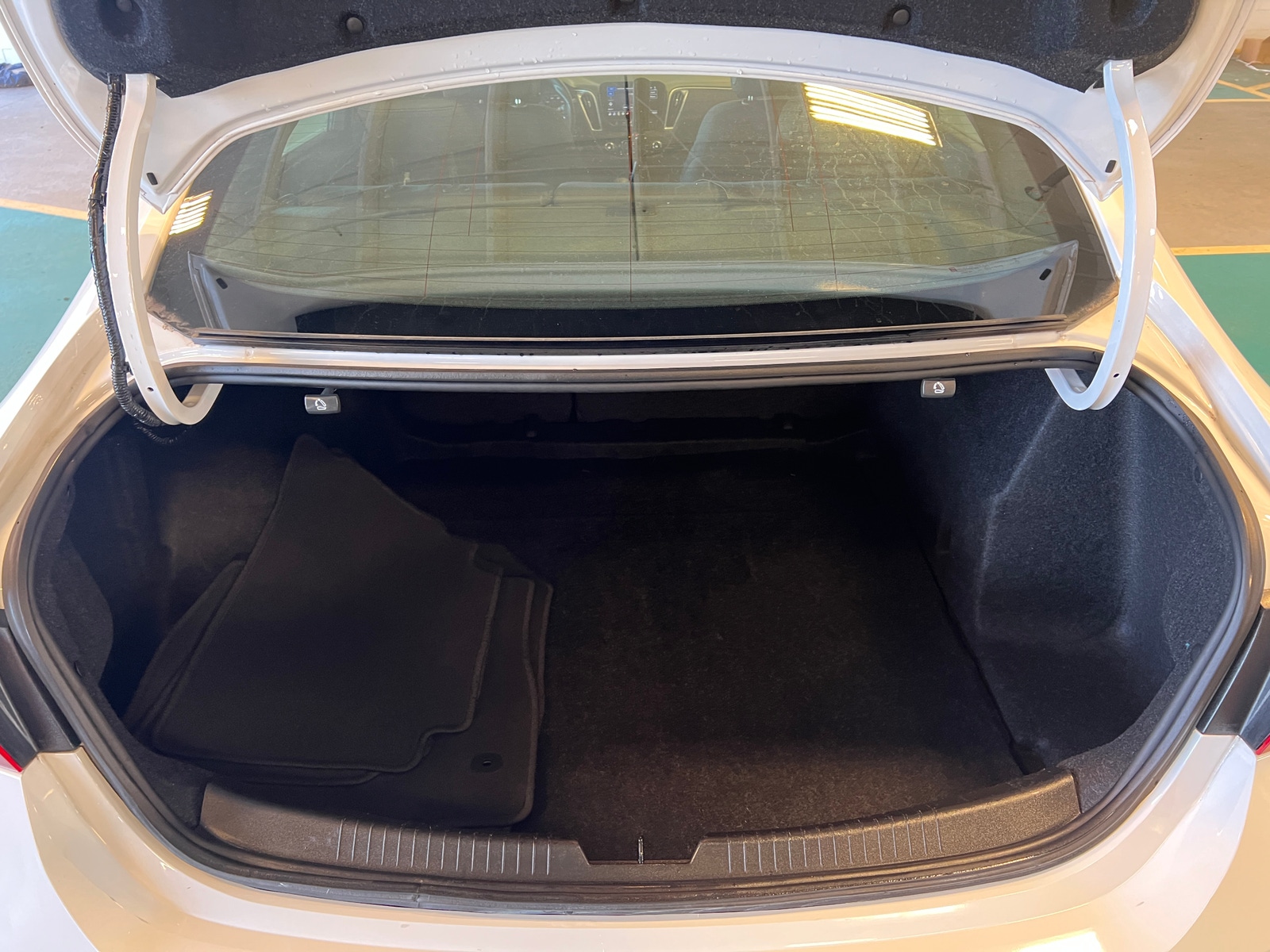 Thumbnail: 2024 Chevrolet Malibu - 7