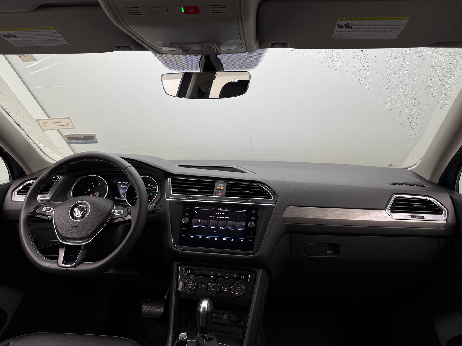 Thumbnail: 2021 Volkswagen Tiguan - 2