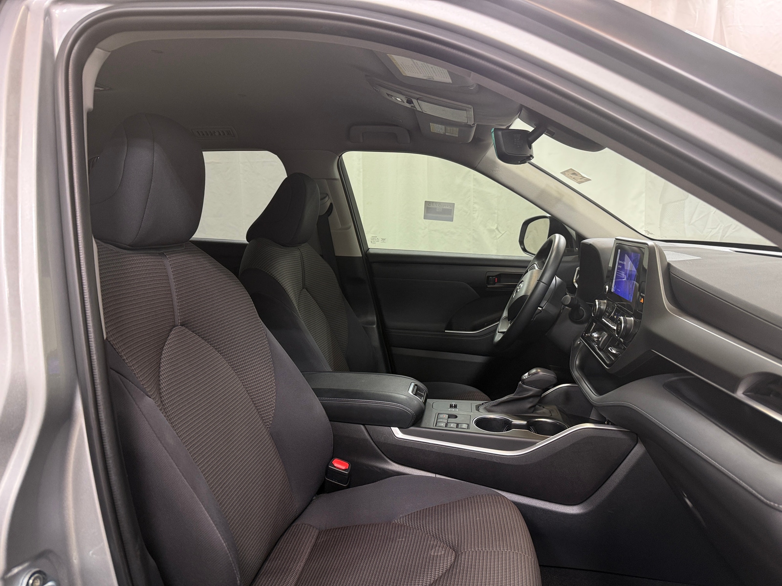 Thumbnail: 2023 Toyota Highlander - 2