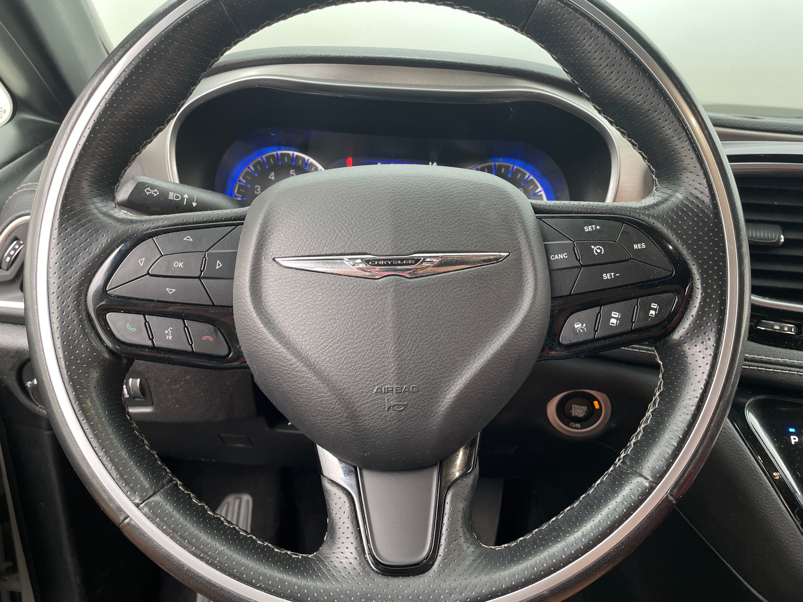 Thumbnail: 2020 Chrysler Pacifica - 4