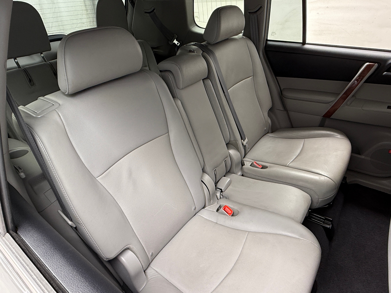 Thumbnail: 2012 Toyota Highlander - 5