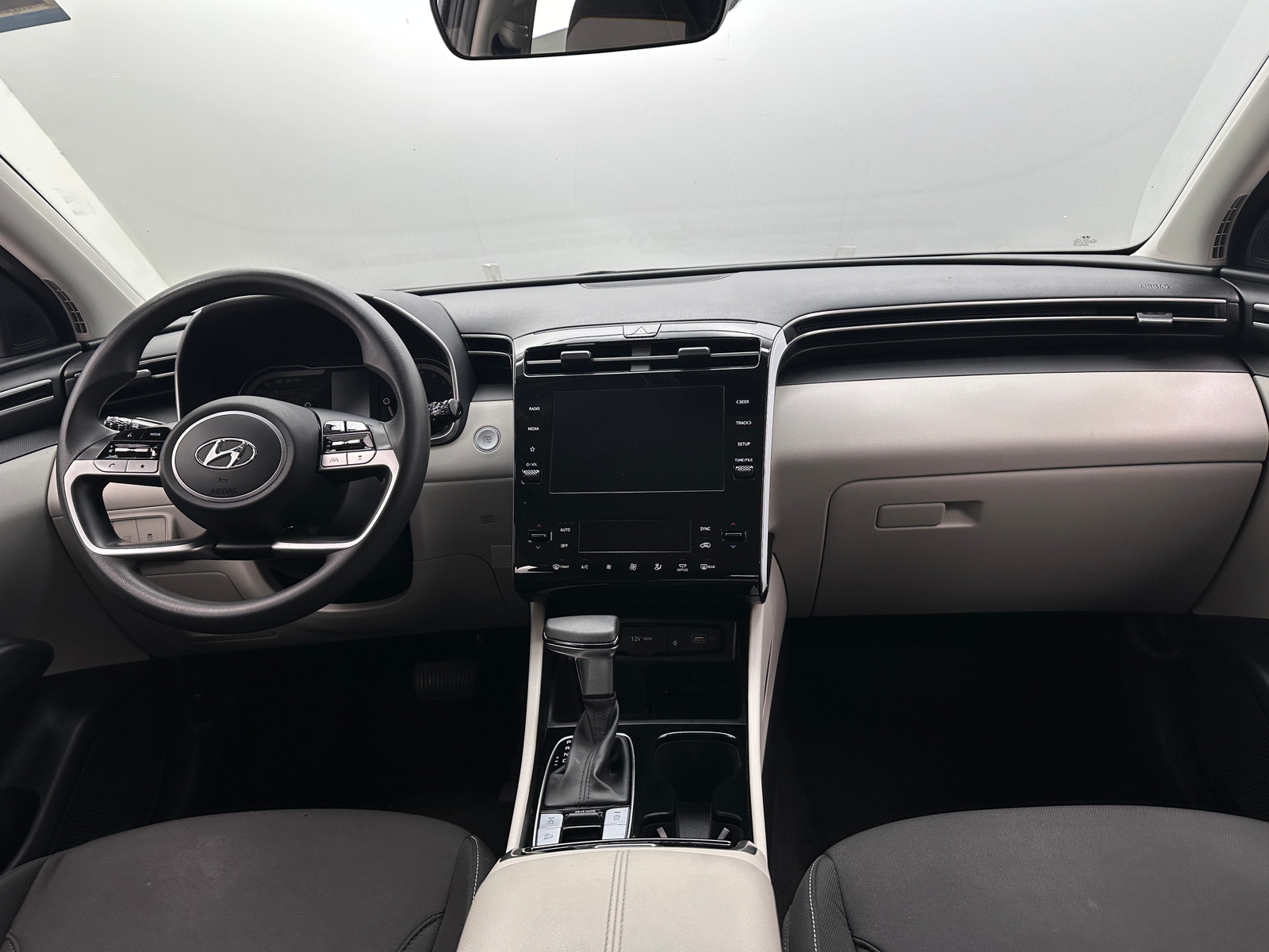 Thumbnail: 2024 Hyundai Tucson - 3