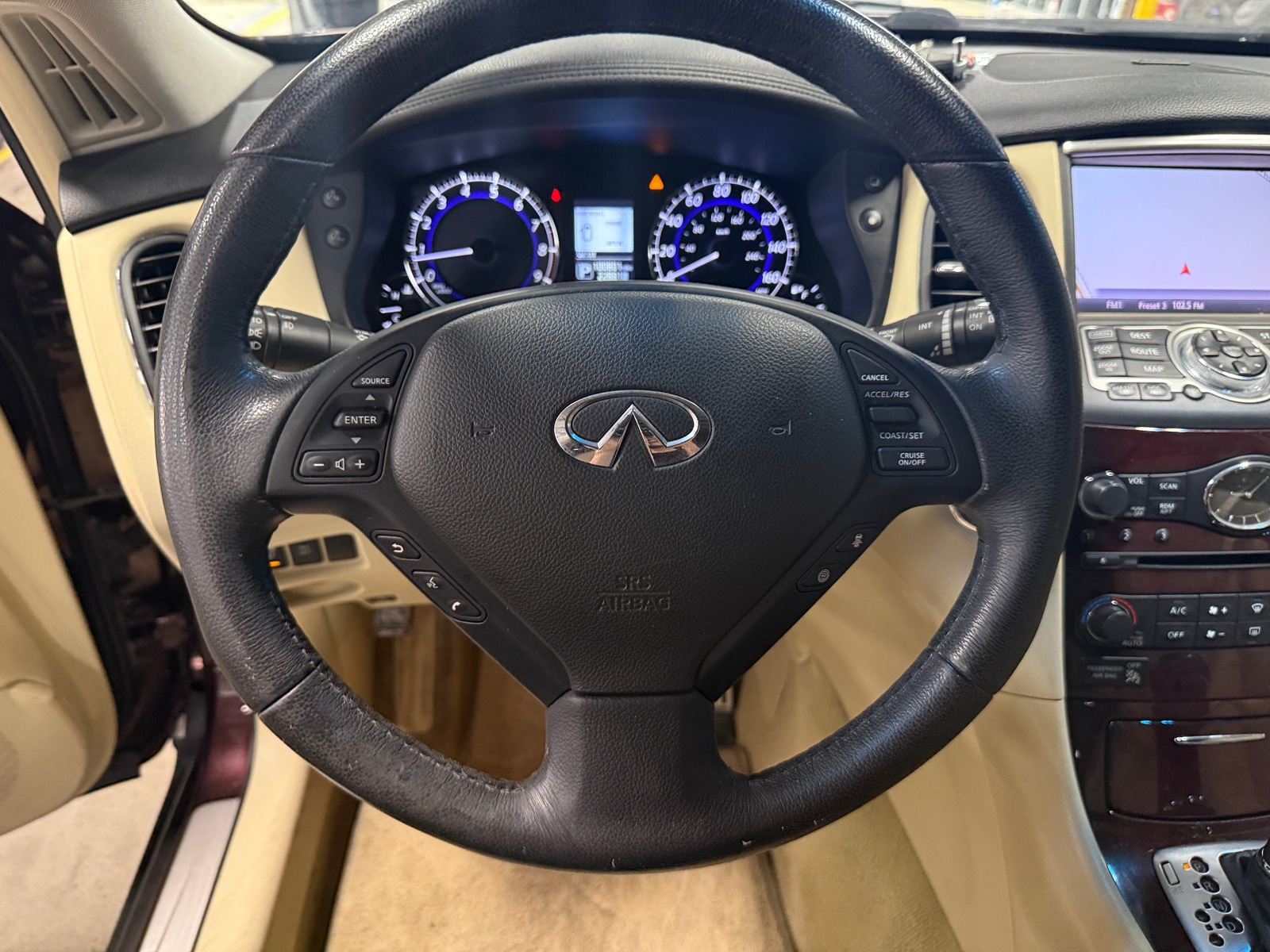 Thumbnail: 2017 INFINITI QX50 - 4