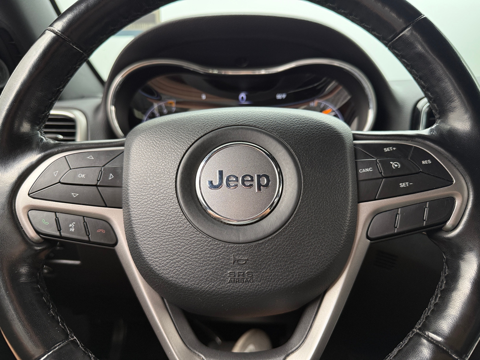 Thumbnail: 2020 Jeep Grand Cherokee - 4