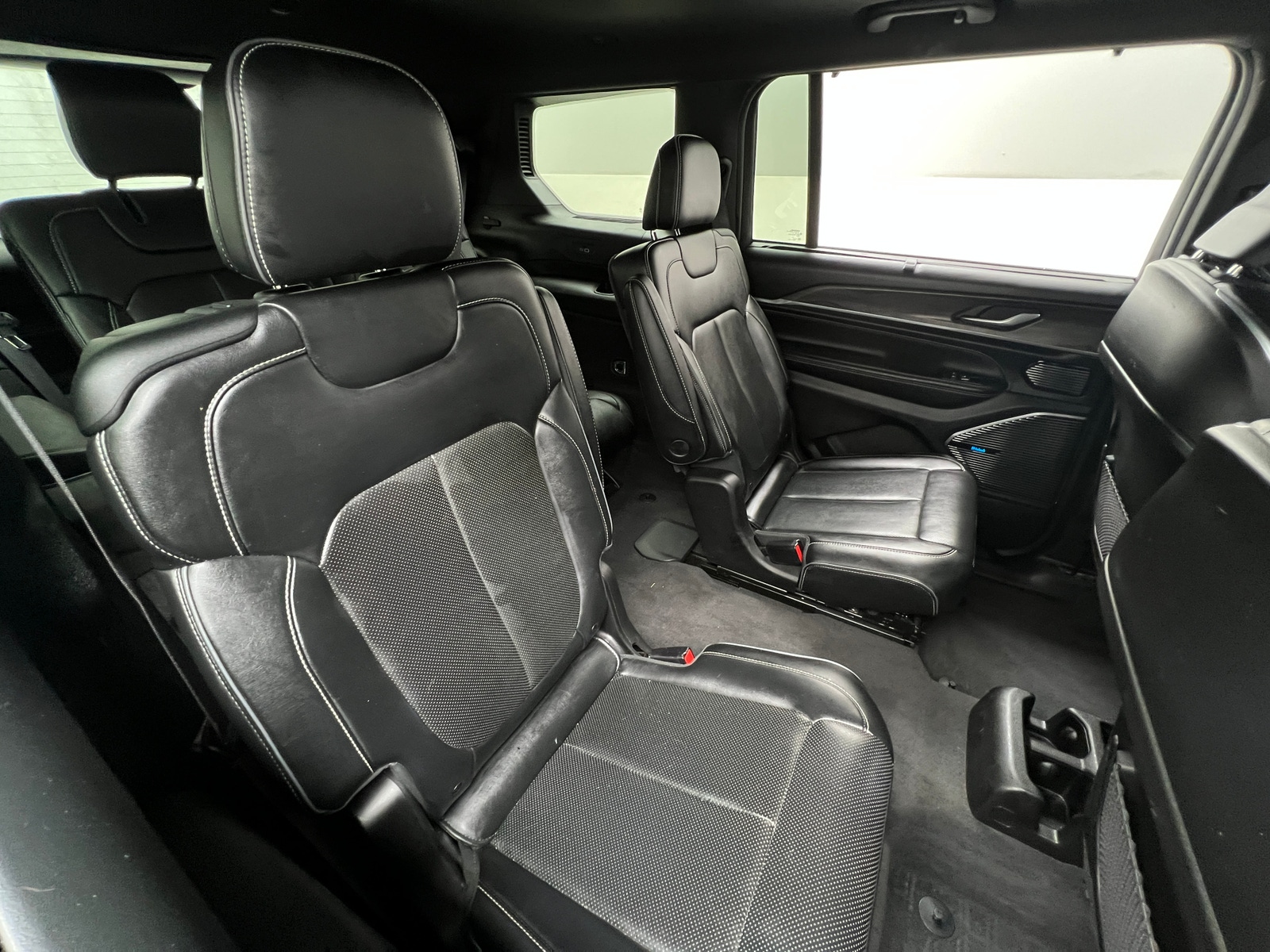 Thumbnail: 2021 Jeep Grand Cherokee L - 5