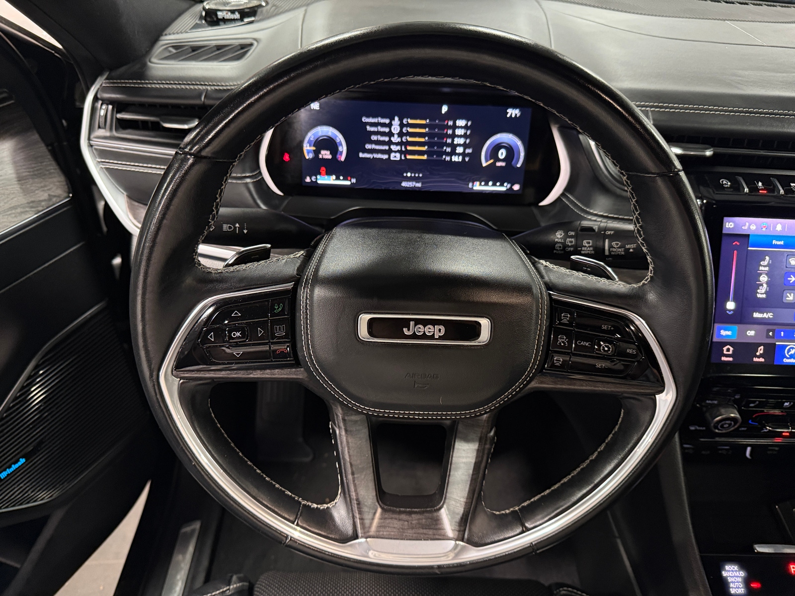 Thumbnail: 2021 Jeep Grand Cherokee L - 4