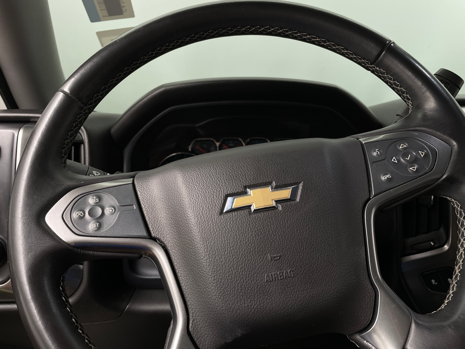 Thumbnail: 2017 Chevrolet Silverado 1500 - 4