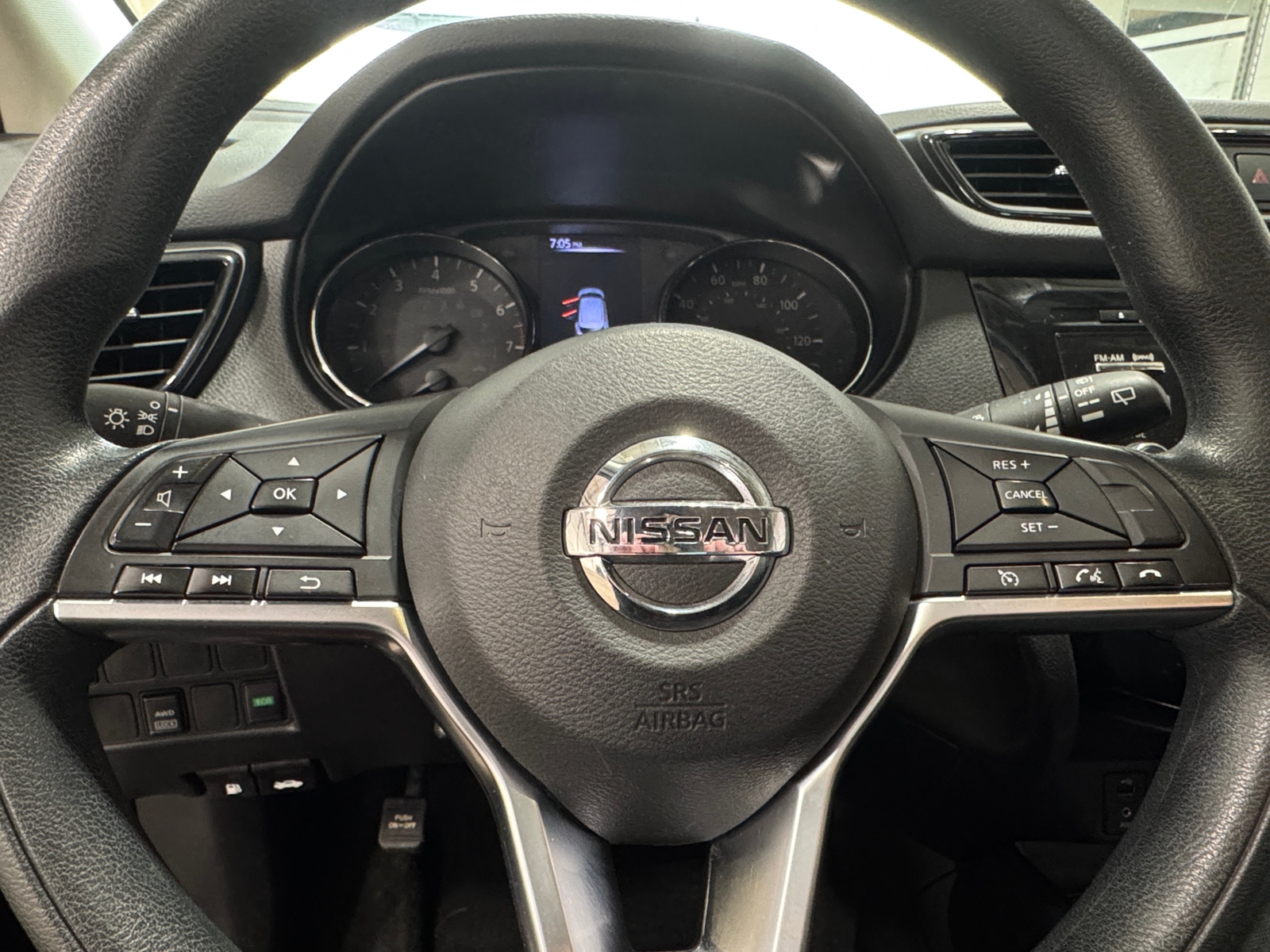 Thumbnail: 2018 Nissan Rogue Sport - 5
