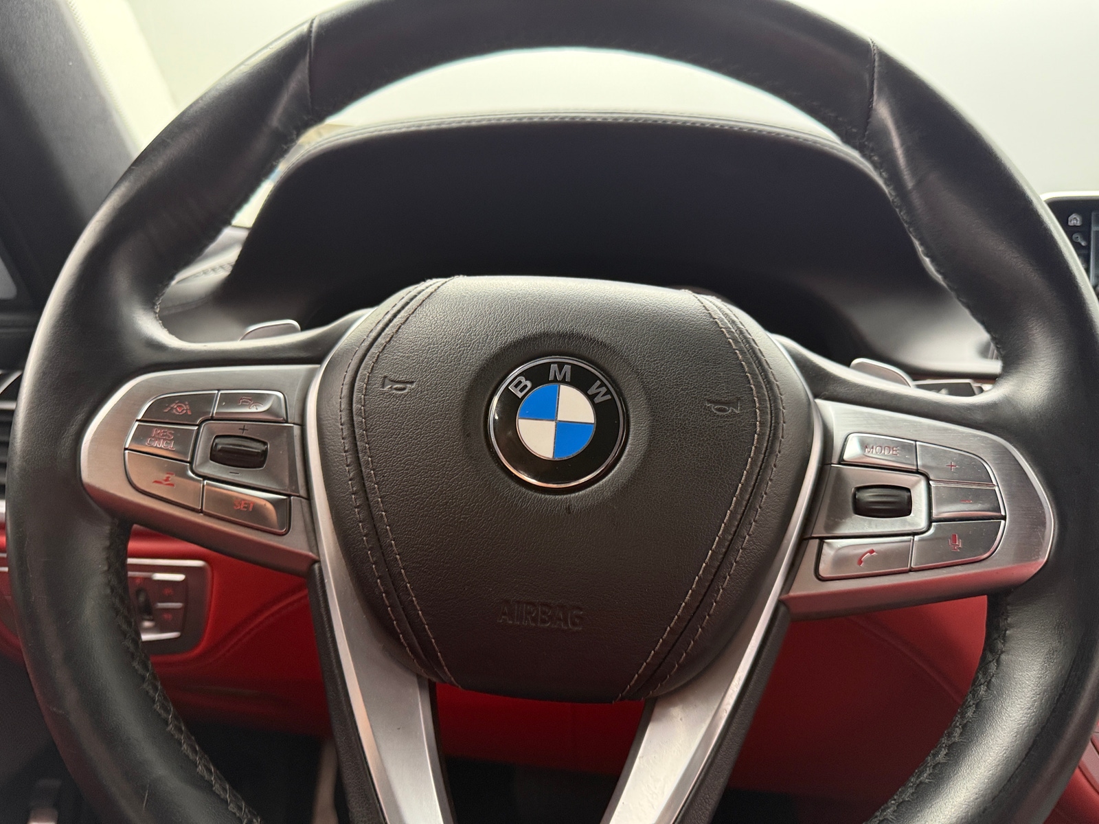 Thumbnail: 2017 BMW 7 Series - 4