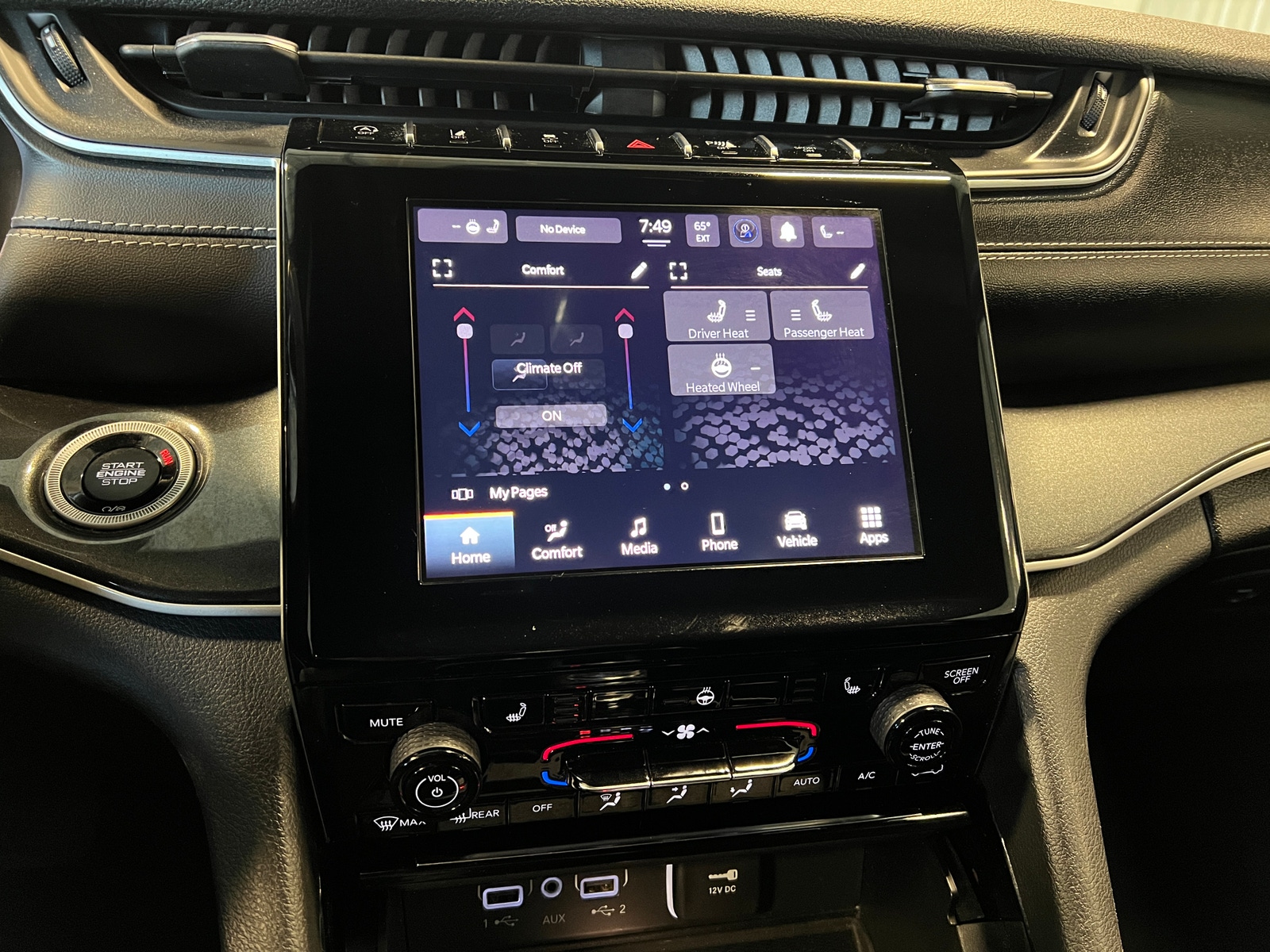 Thumbnail: 2023 Jeep Grand Cherokee - 3