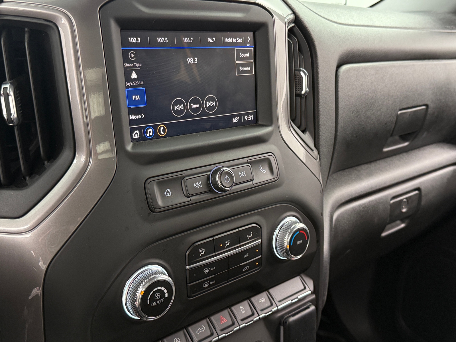 Thumbnail: 2023 GMC Sierra 1500 - 3