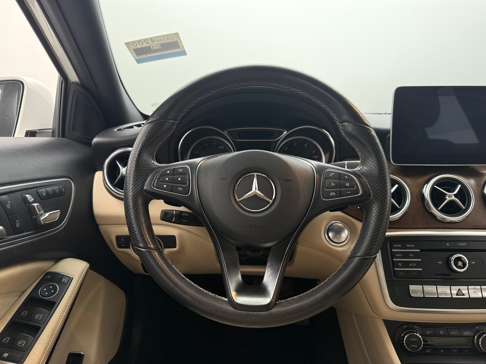 Thumbnail: 2020 Mercedes-Benz GLA - 4