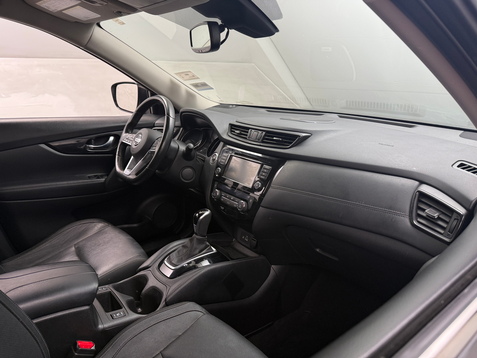 Thumbnail: 2018 Nissan Rogue - 2