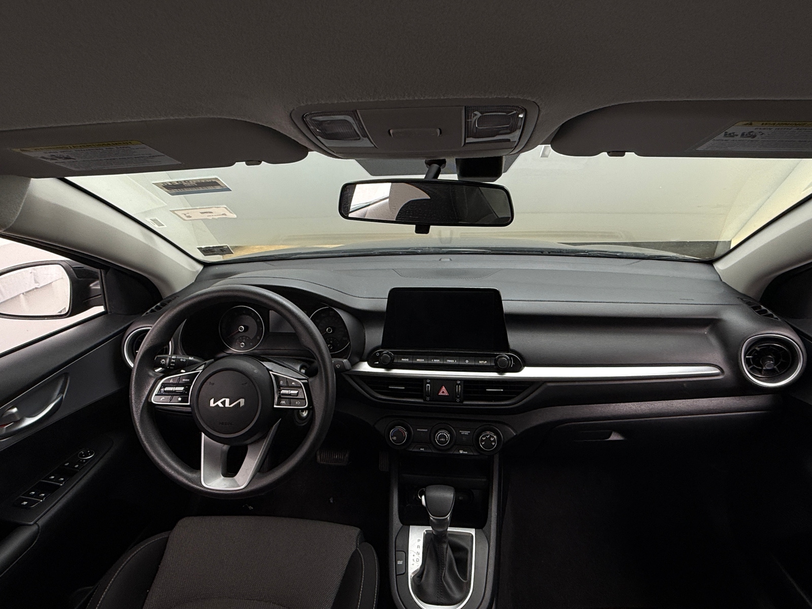 Thumbnail: 2024 Kia Forte - 3