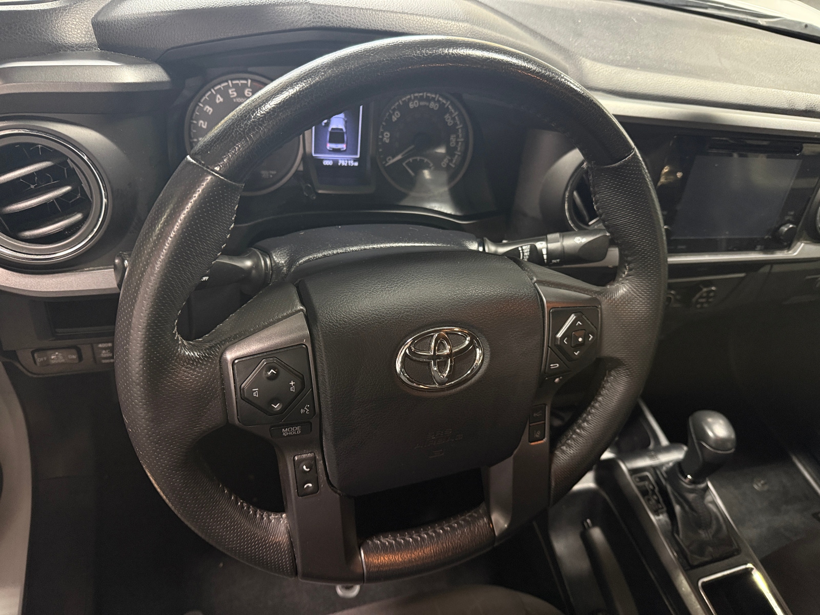 Thumbnail: 2019 Toyota Tacoma - 5