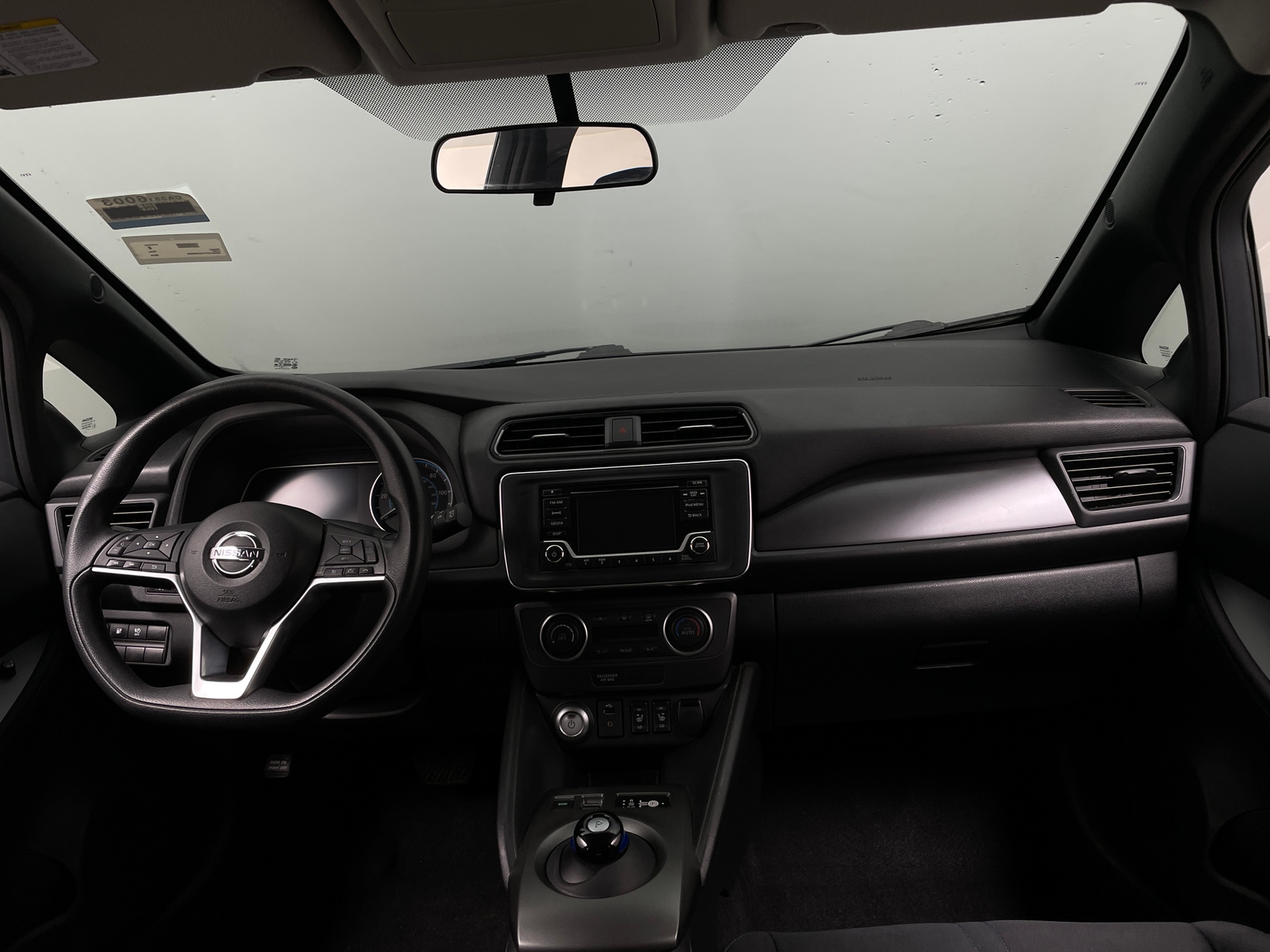 Thumbnail: 2019 Nissan Leaf - 3