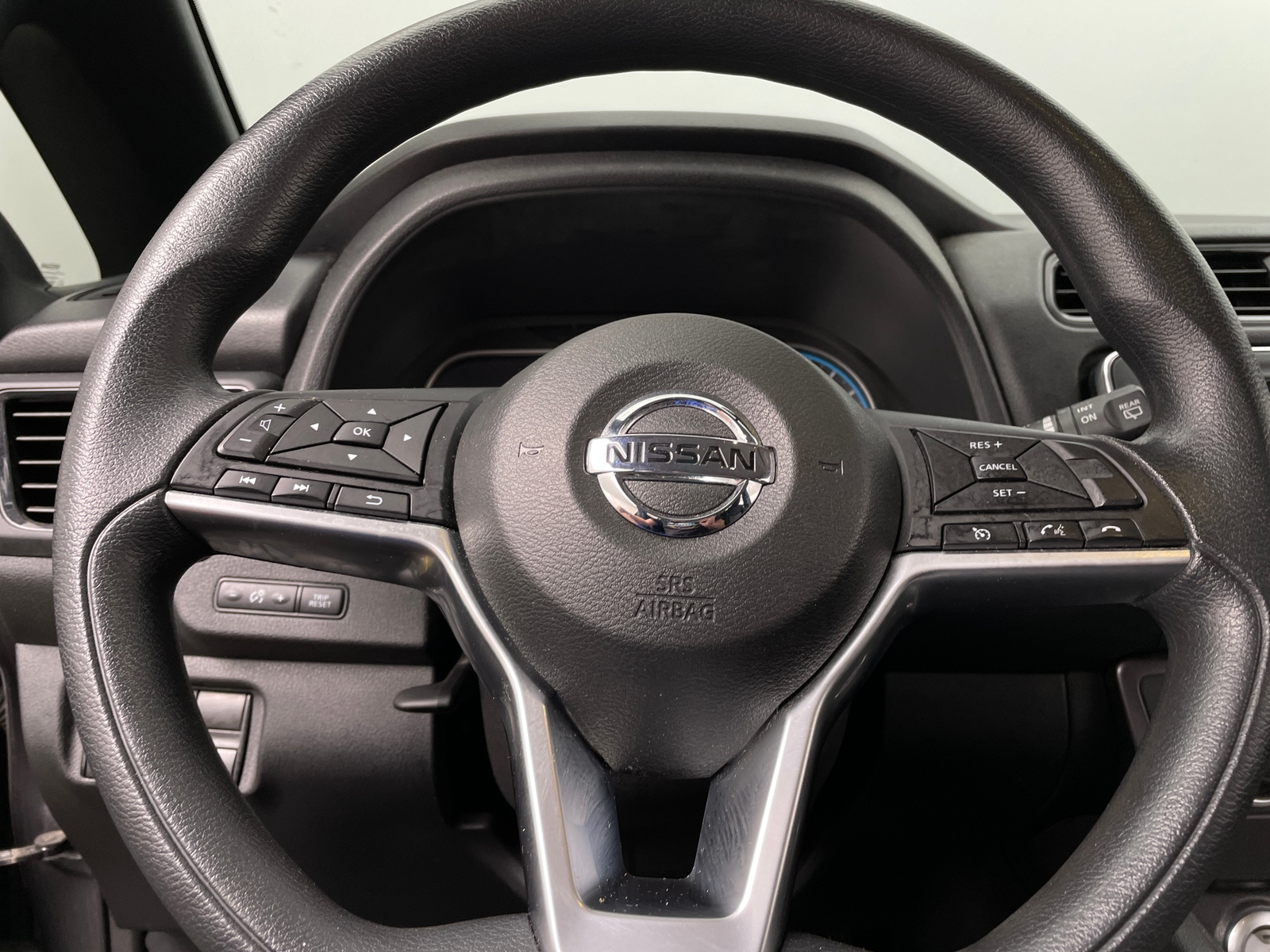 Thumbnail: 2019 Nissan Leaf - 5