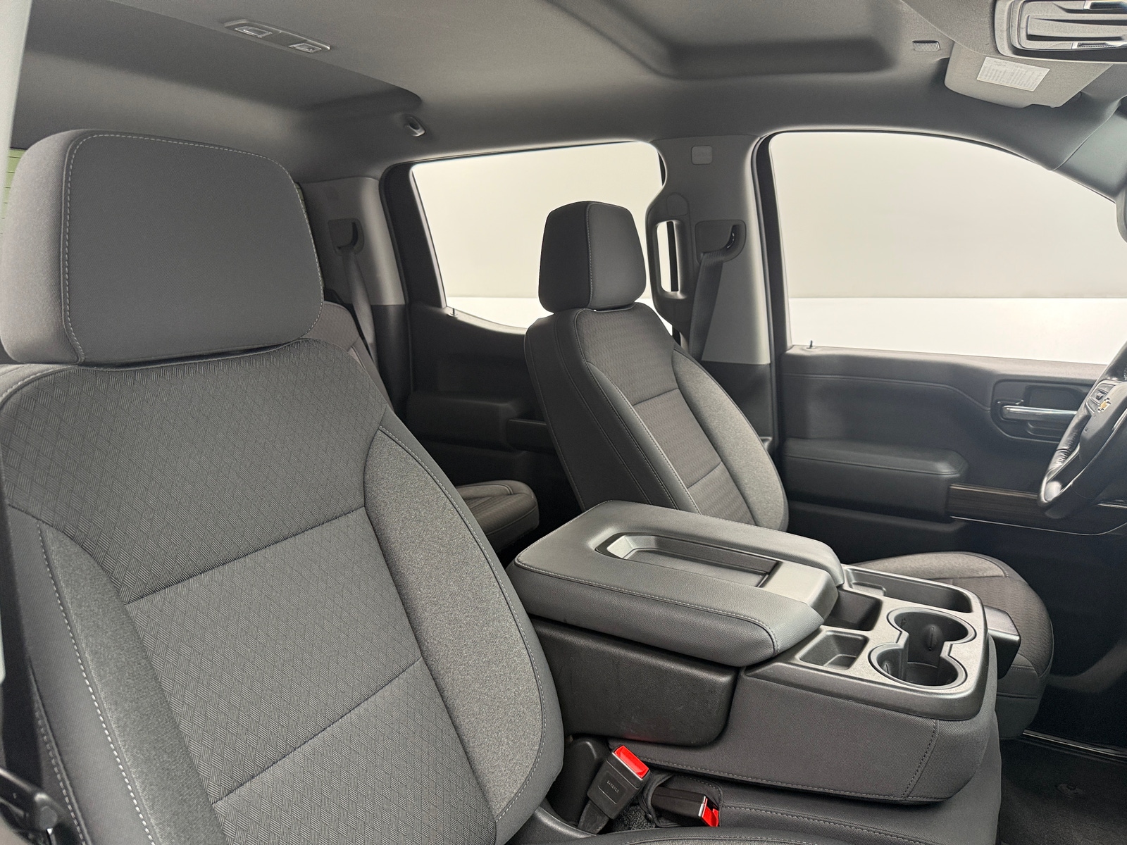 Thumbnail: 2020 Chevrolet Silverado 1500 - 2