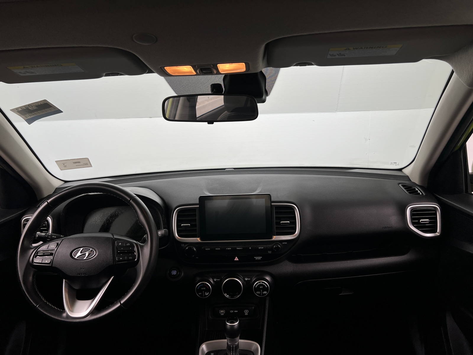 Thumbnail: 2024 Hyundai Venue - 3