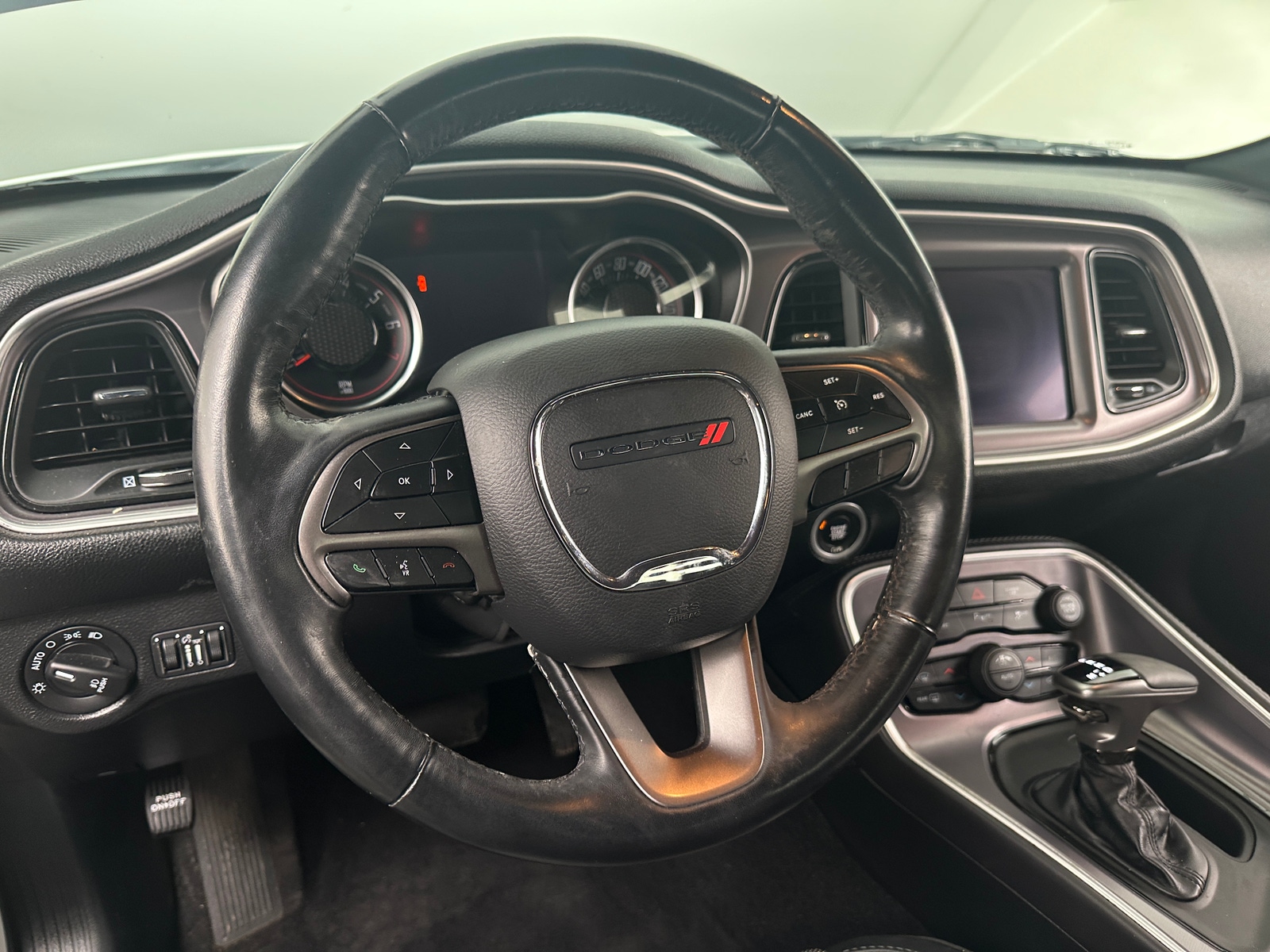 Thumbnail: 2019 Dodge Challenger - 3