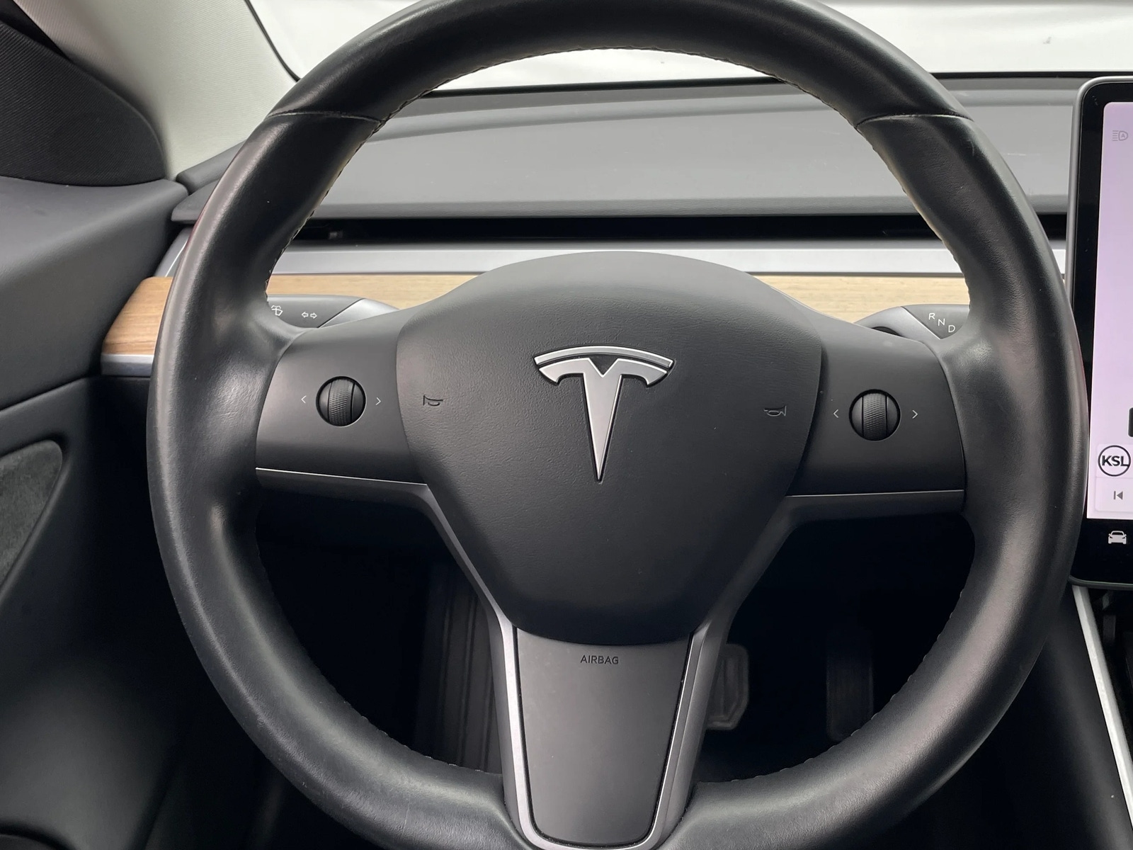 Thumbnail: 2019 Tesla Model 3 - 4