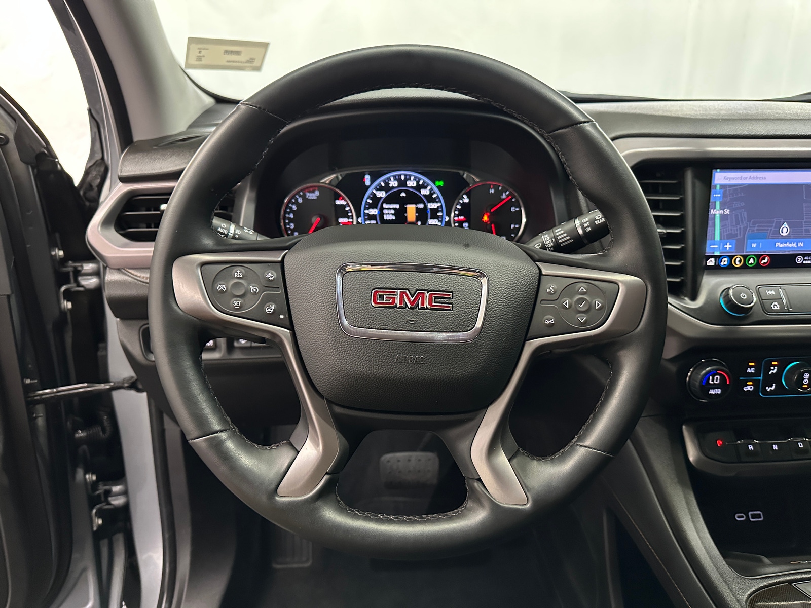 Thumbnail: 2023 GMC Acadia - 5