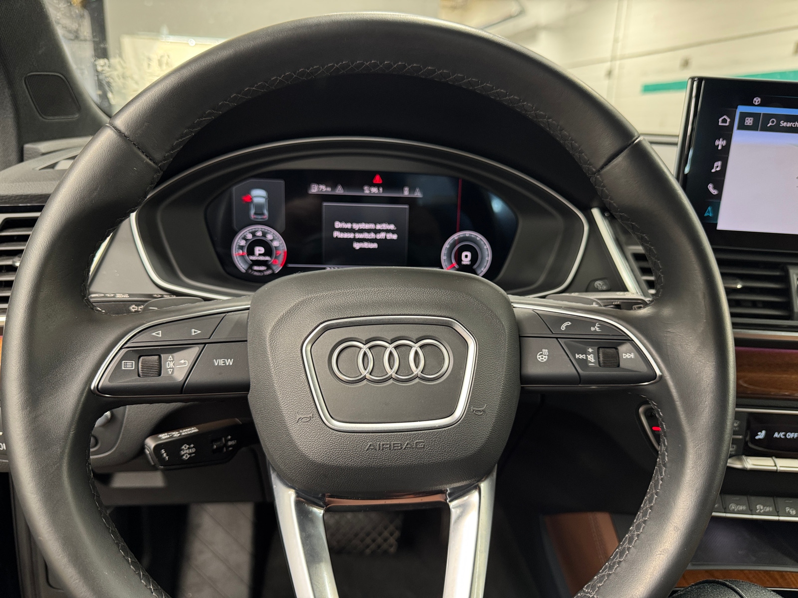 Thumbnail: 2022 Audi Q5 - 4