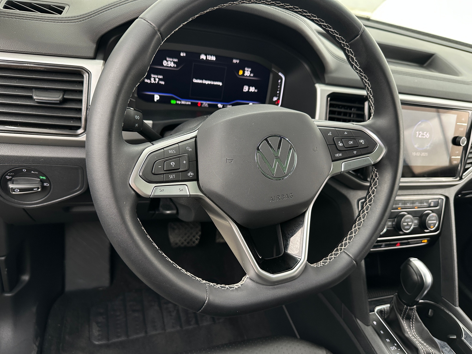 Thumbnail: 2023 Volkswagen Atlas - 4