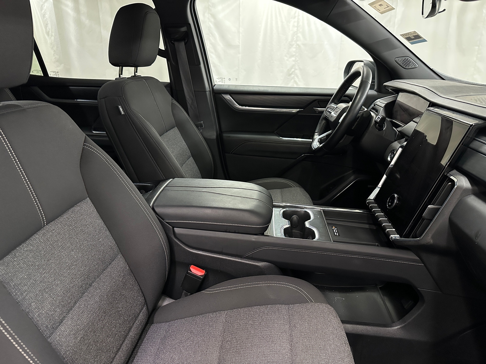 Thumbnail: 2025 GMC Acadia - 2