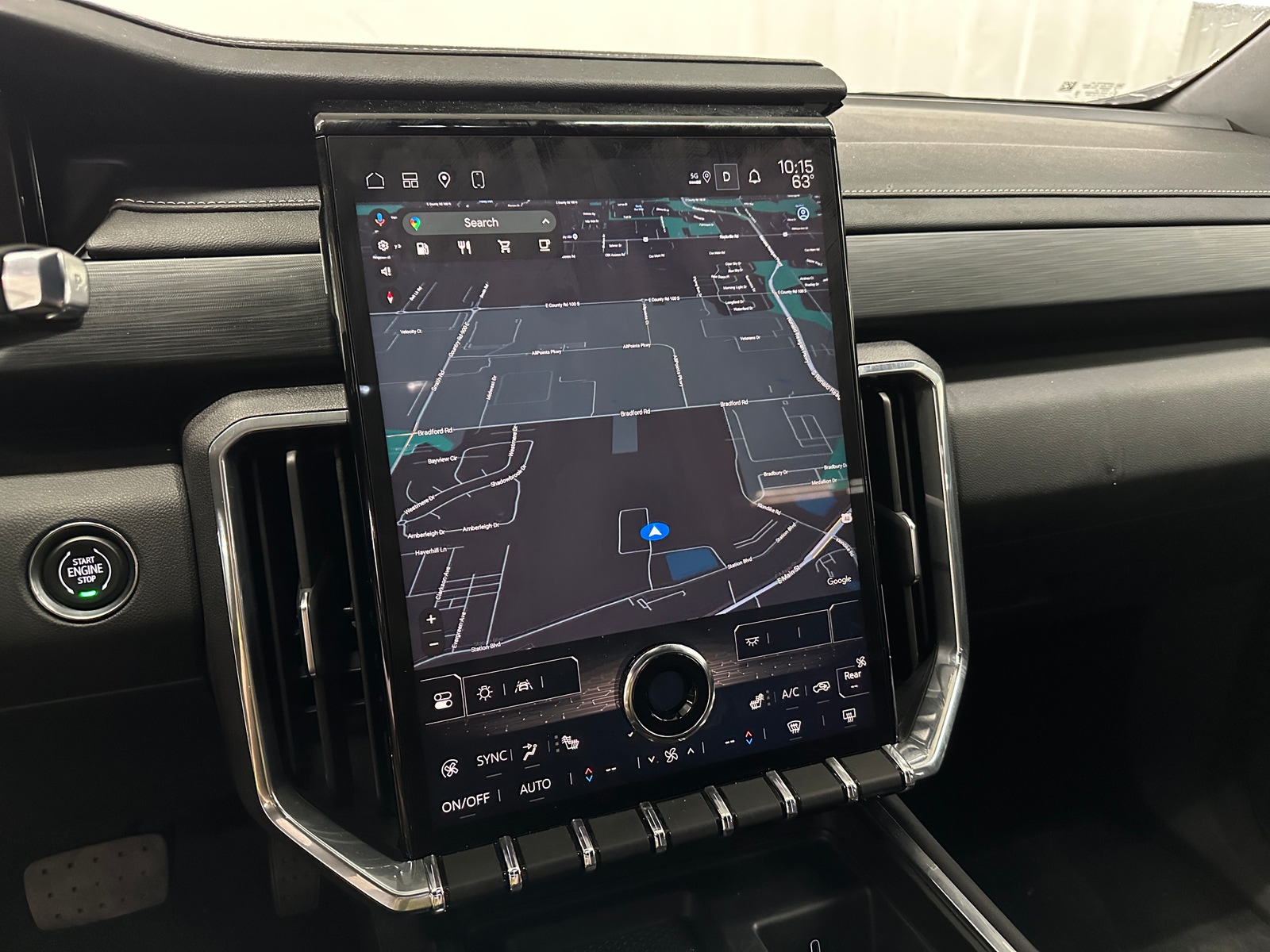 Thumbnail: 2025 GMC Acadia - 4