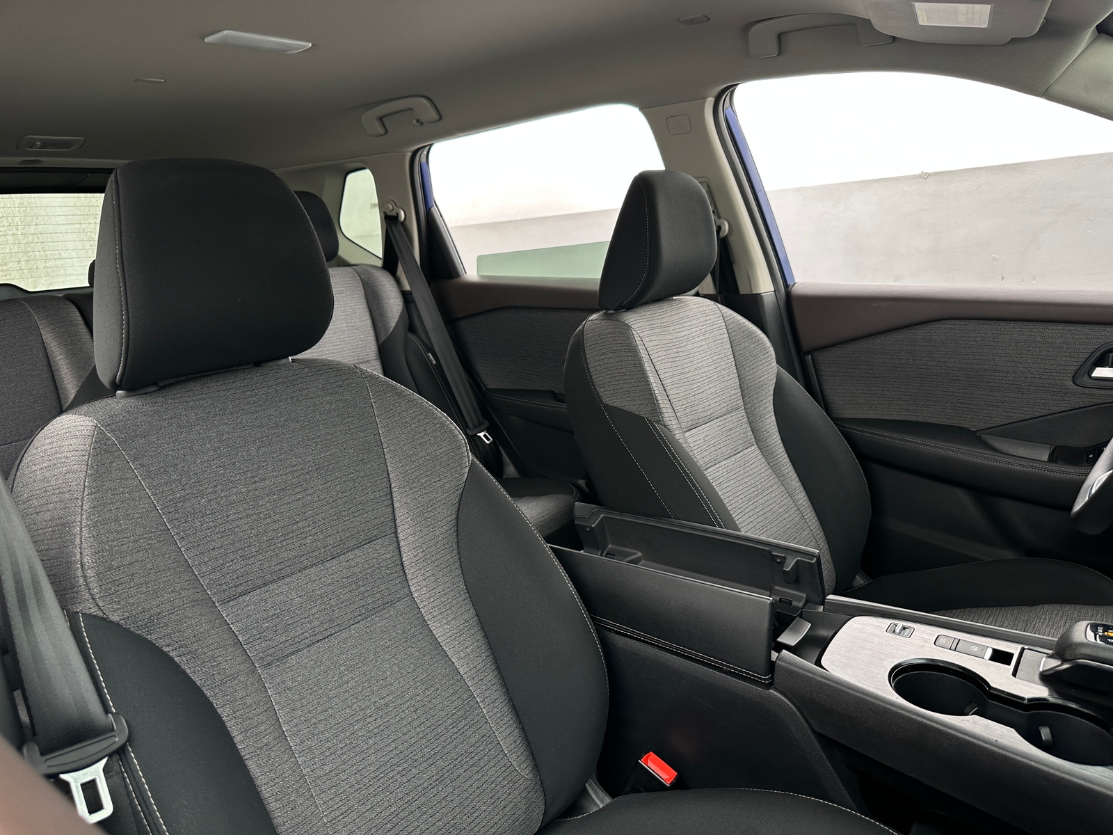 Thumbnail: 2023 Nissan Rogue - 2