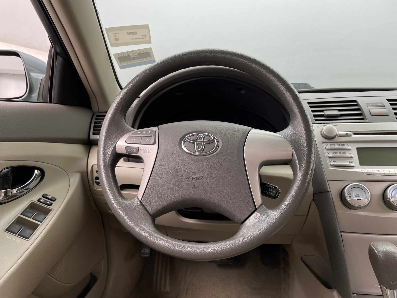 Thumbnail: 2010 Toyota Camry - 5