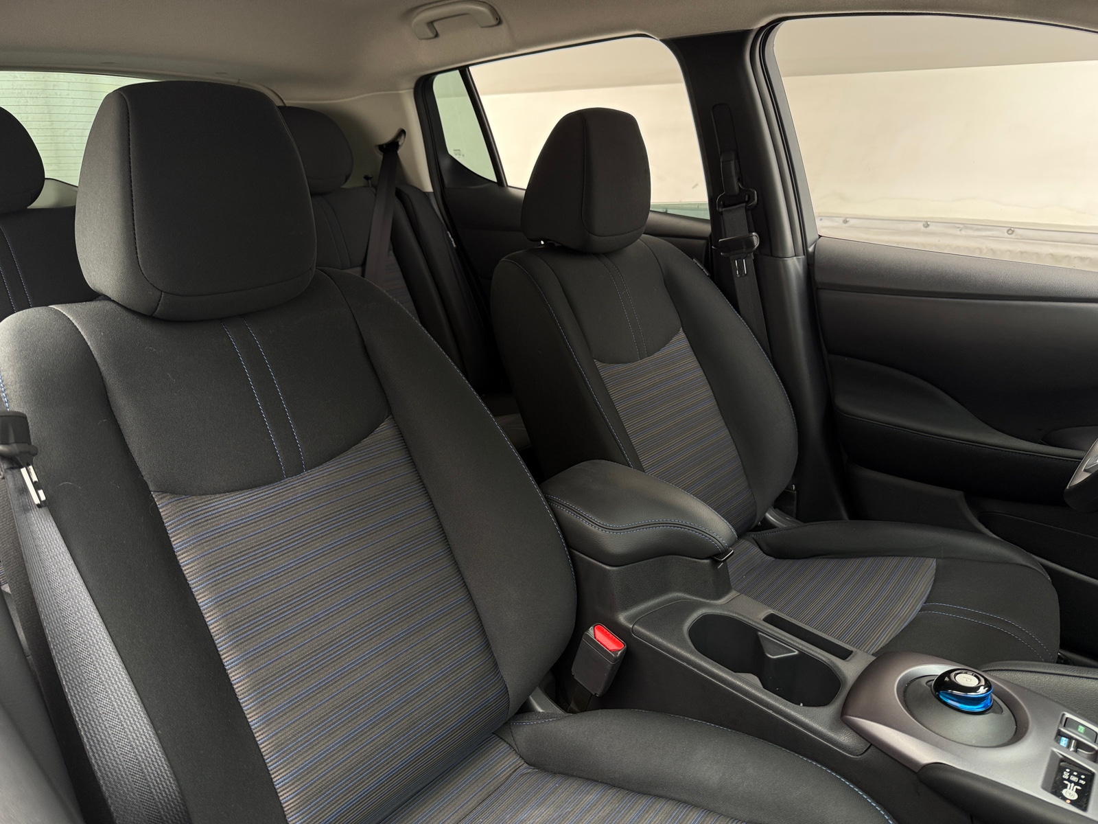 Thumbnail: 2025 Nissan Leaf - 2