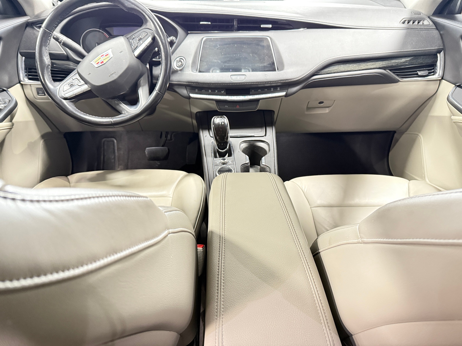 Thumbnail: 2021 Cadillac XT4 - 2