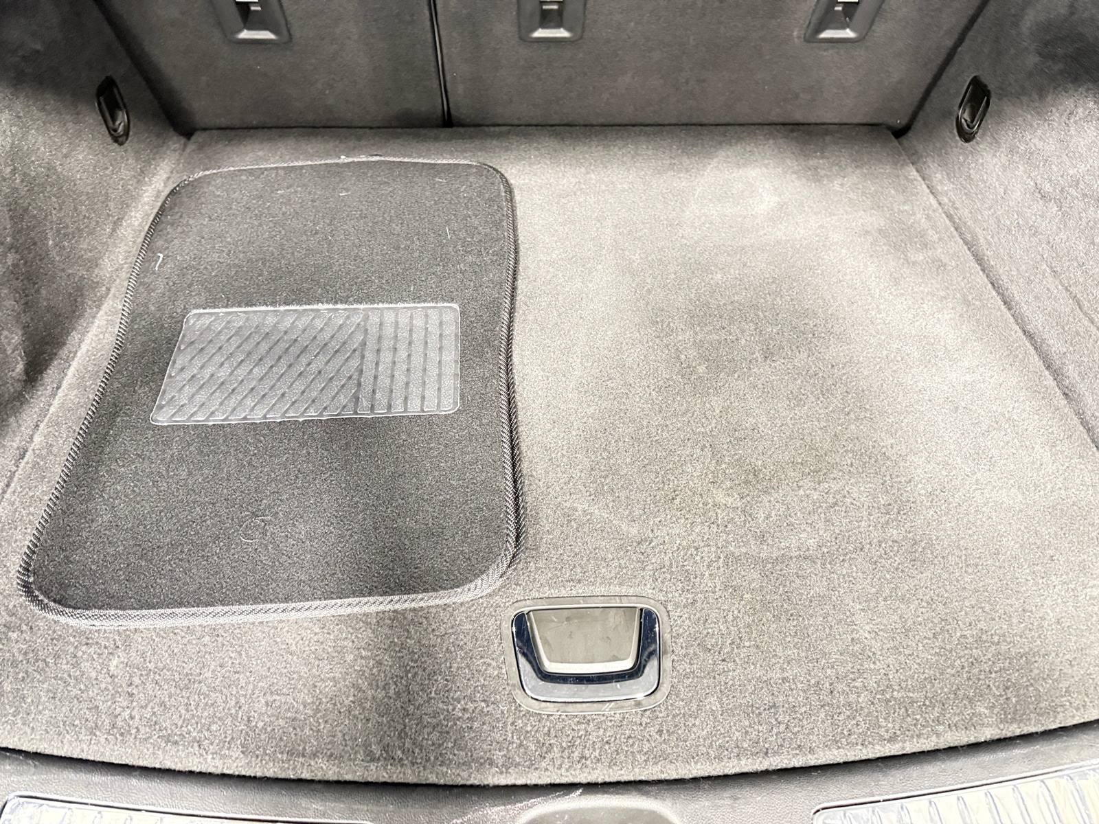 Thumbnail: 2021 Cadillac XT4 - 6