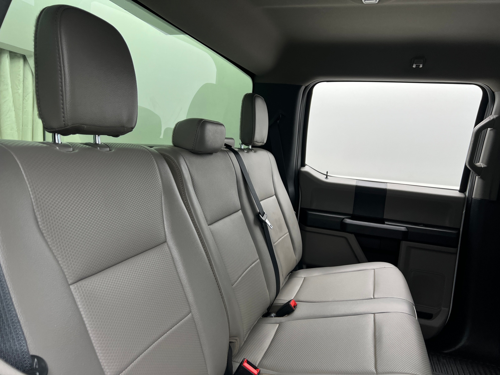 Thumbnail: 2022 Ford Econoline - 6