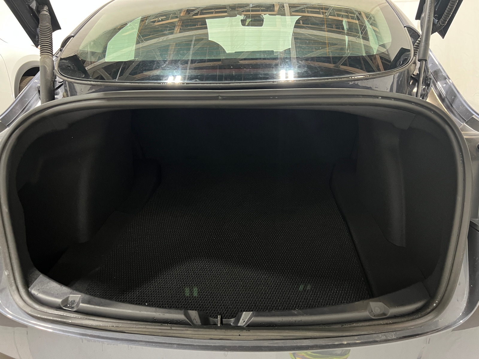 Thumbnail: 2023 Tesla Model 3 - 5