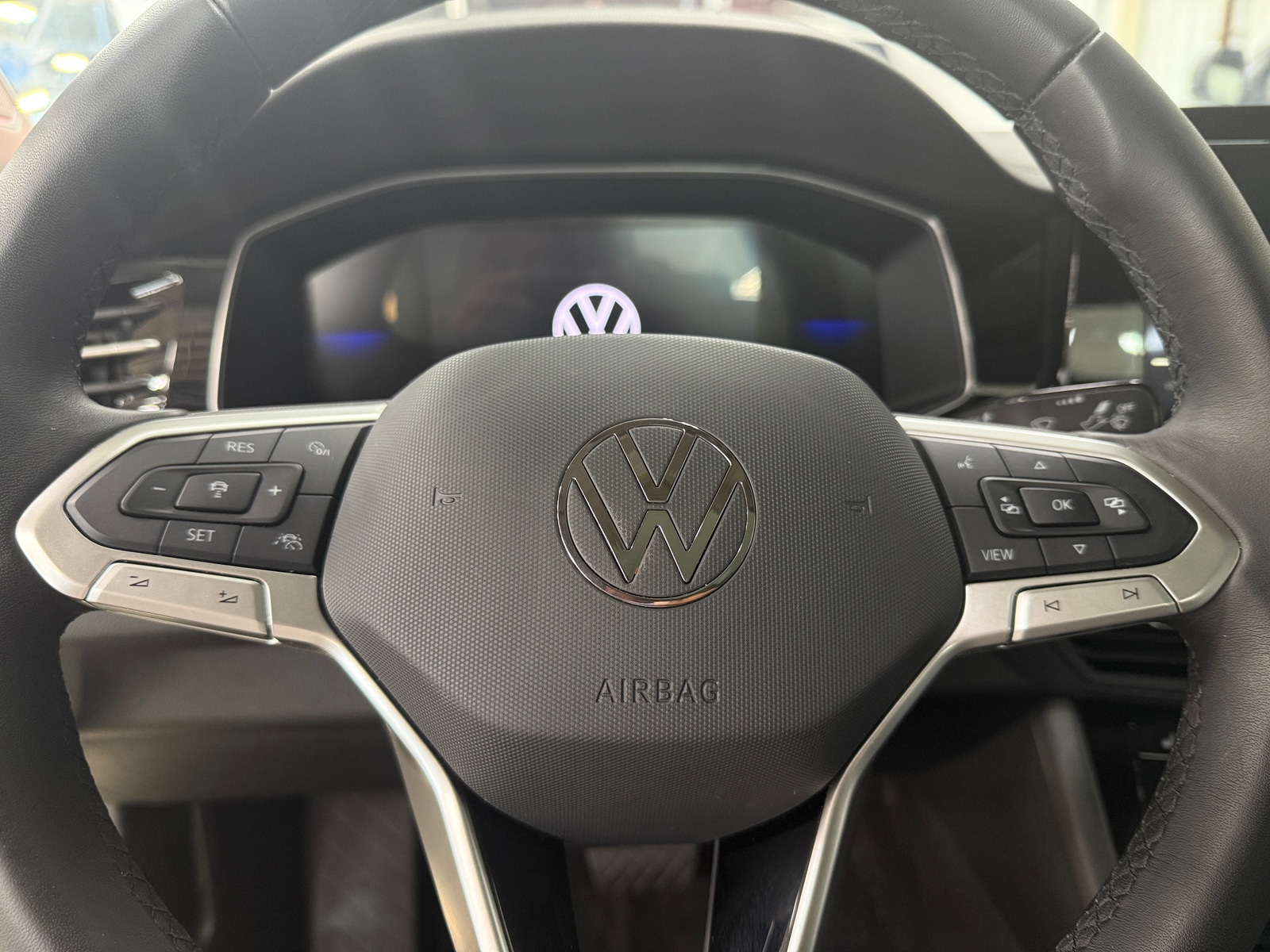 Thumbnail: 2025 Volkswagen Jetta - 4
