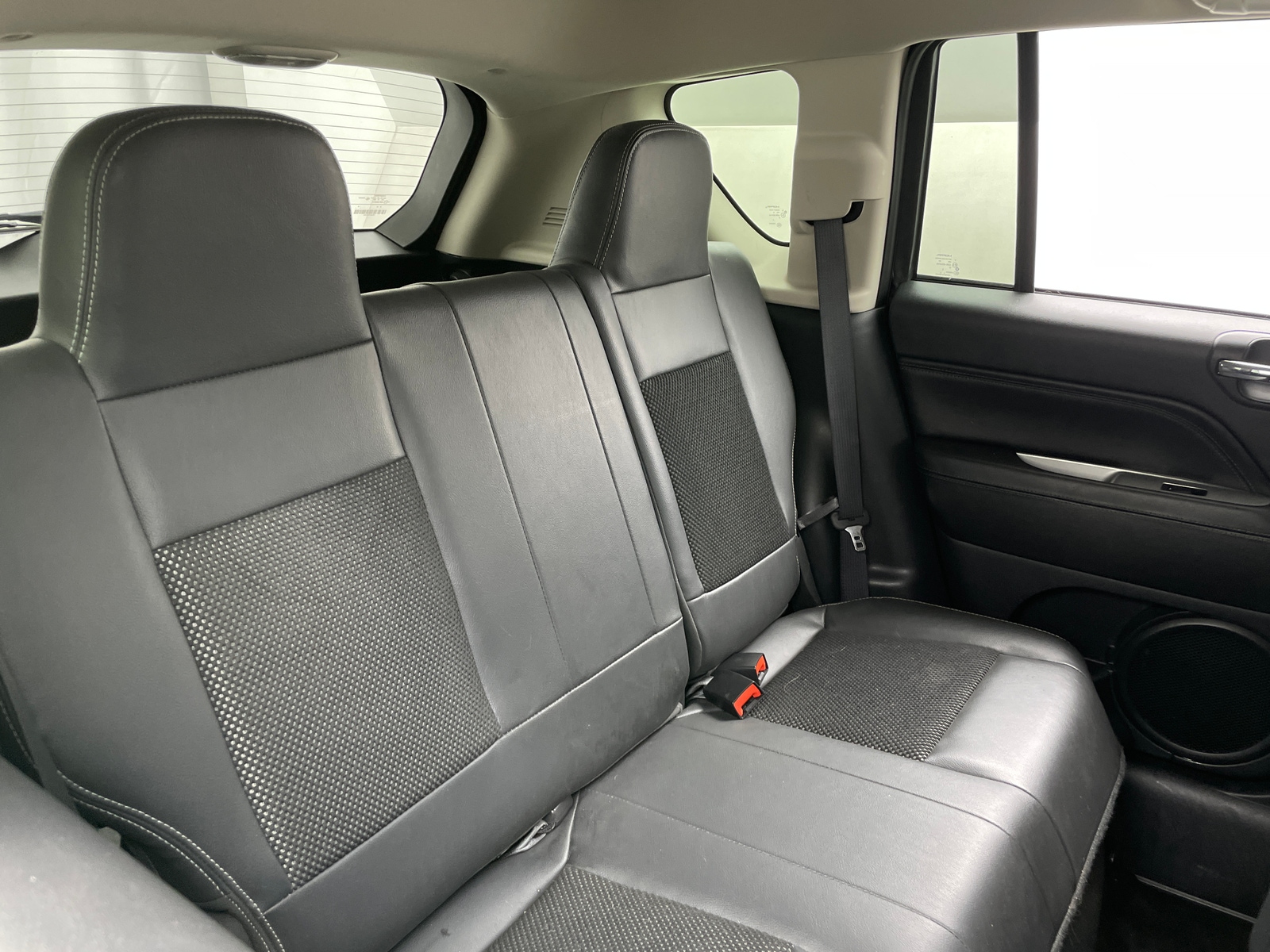 Thumbnail: 2015 Jeep Compass - 6