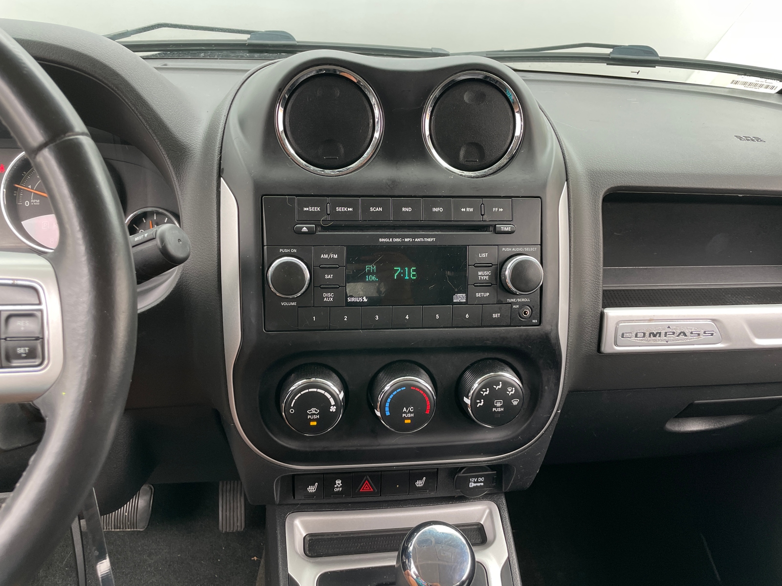 Thumbnail: 2015 Jeep Compass - 4