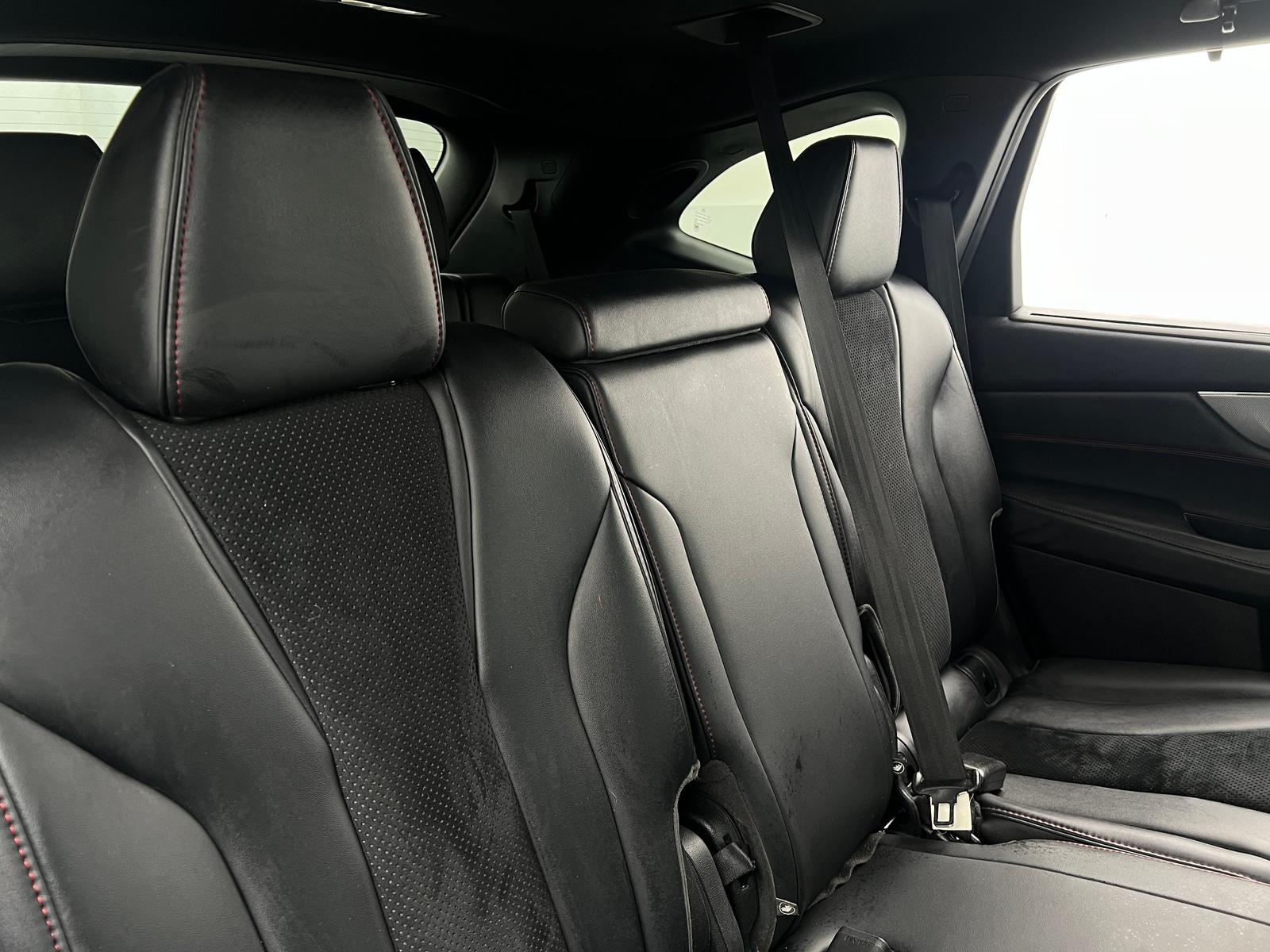 Thumbnail: 2022 Acura MDX - 5