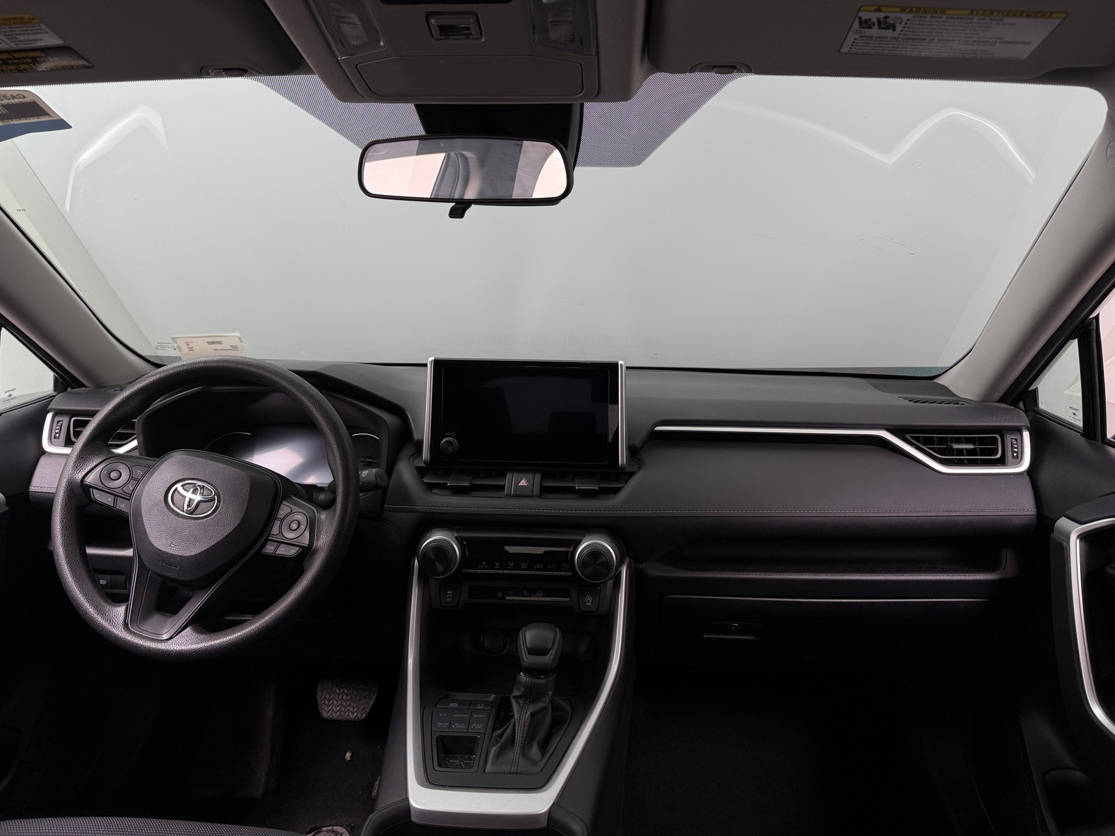 Thumbnail: 2024 Toyota RAV4 - 3